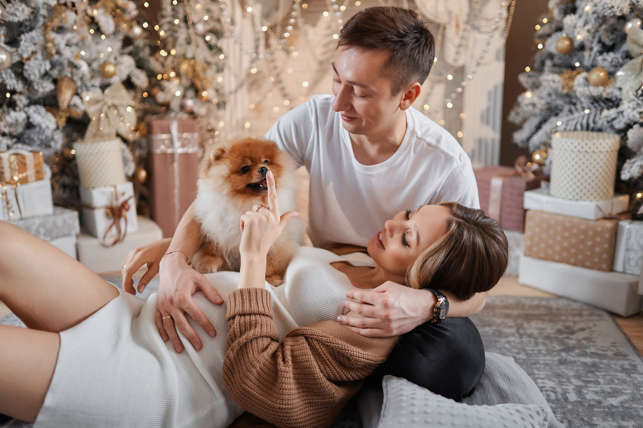 Maternity indoor and studio photoshoot. Professional Wedding and event photographer USA New York