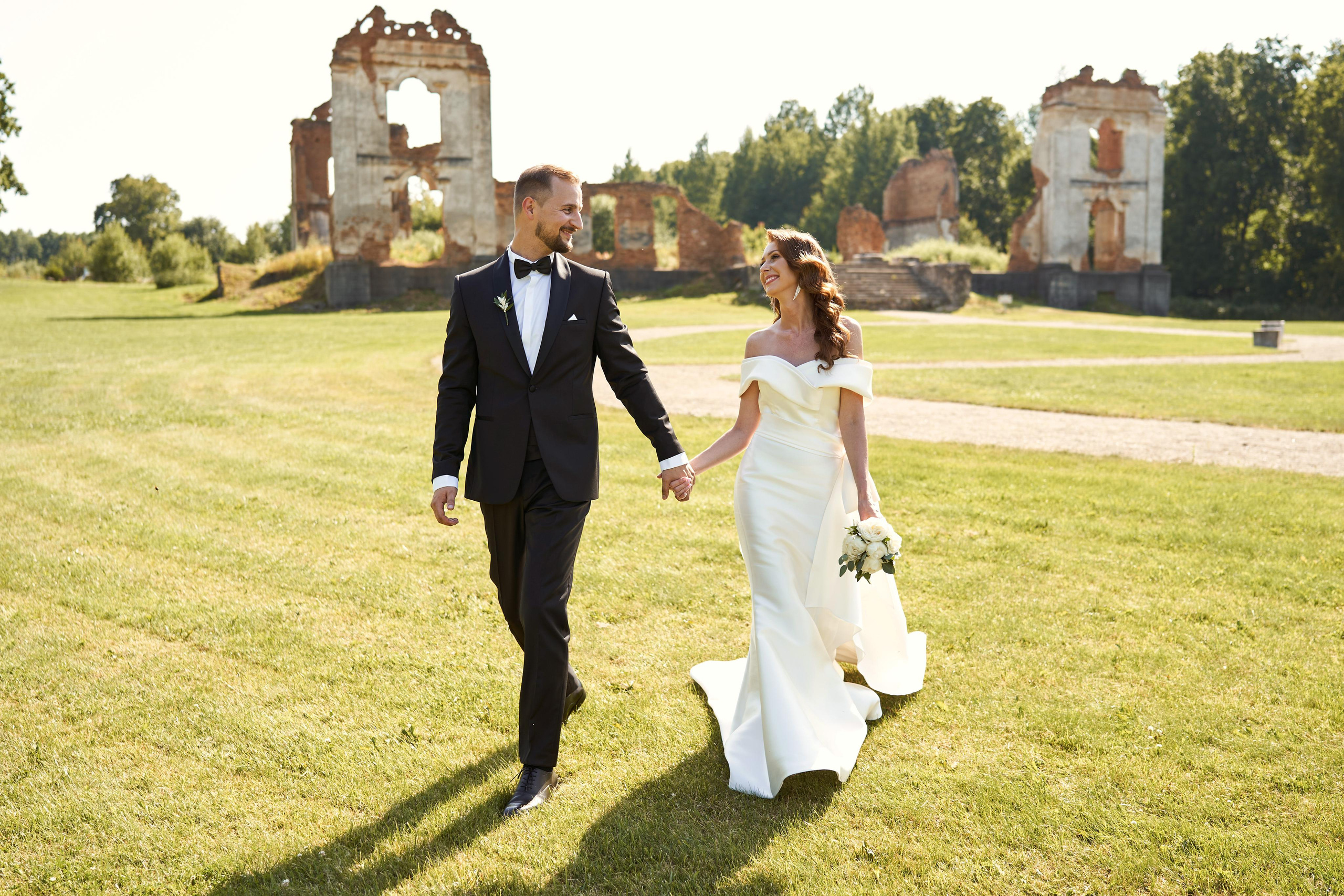 Robertos ir Karolio vestuvių fotosesijos anonsas. Misevic Wedding — Jausminga ir Profesionali Vestuvių Fotografija