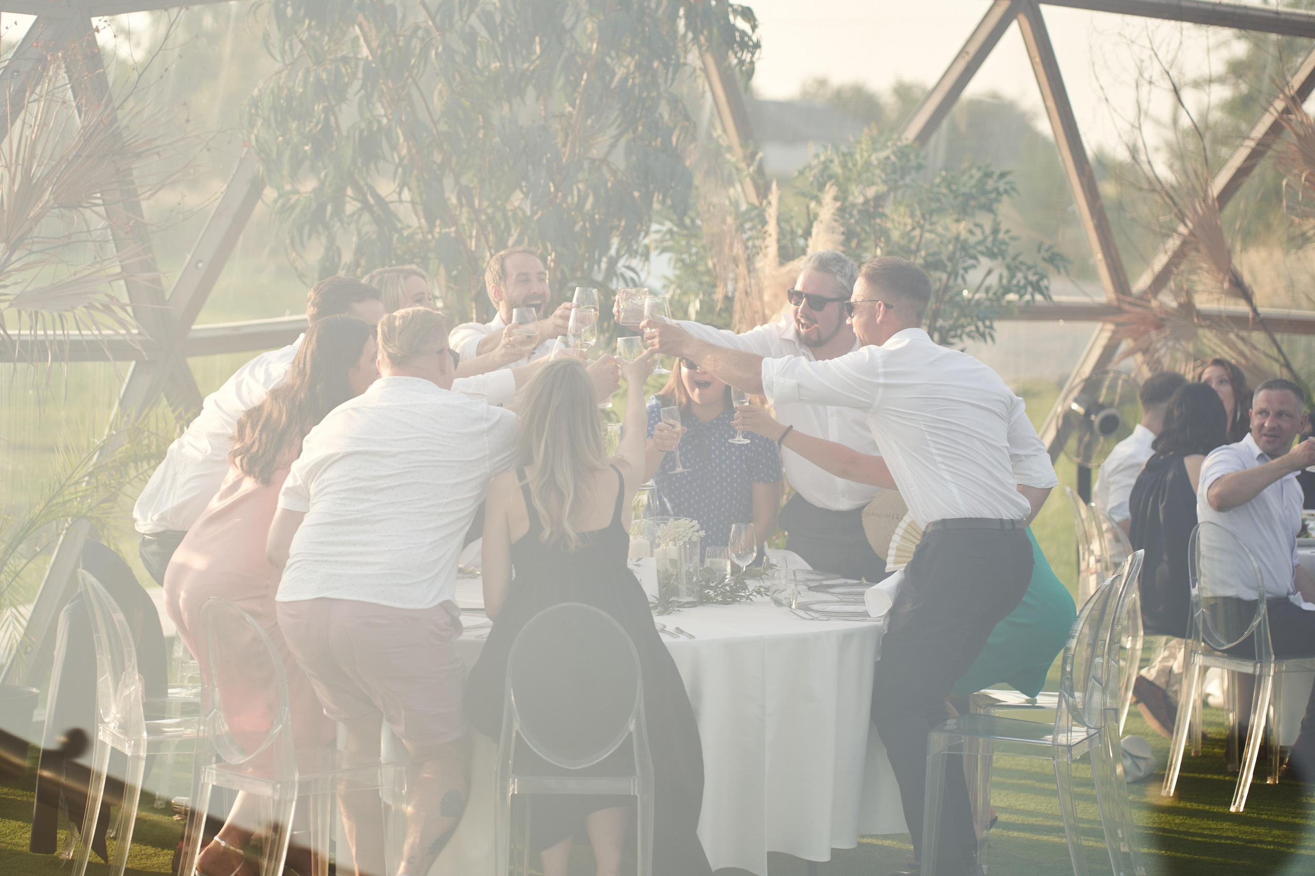 Robertos ir Karolio vestuvių fotosesijos anonsas. Misevic Wedding — Jausminga ir Profesionali Vestuvių Fotografija
