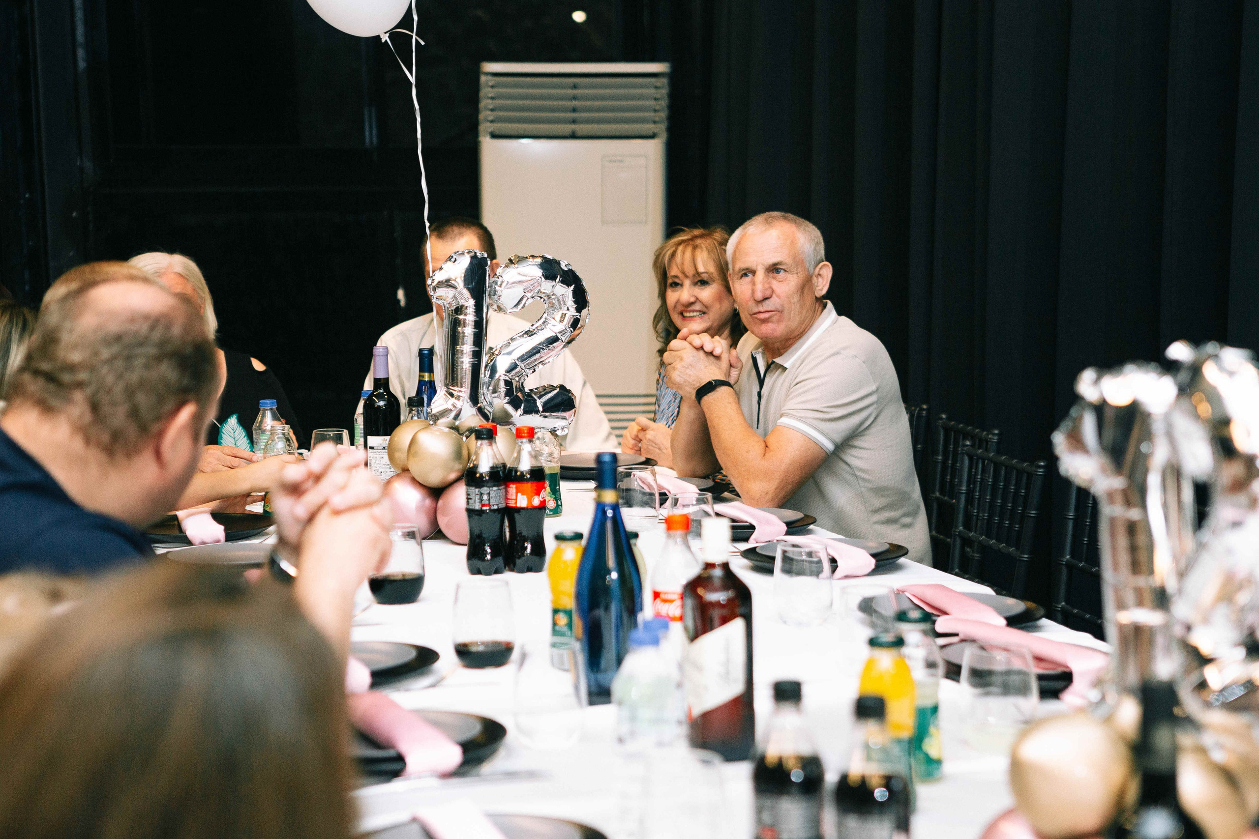 PARTY WITH FRIENDS. Https://shi-photo.com/