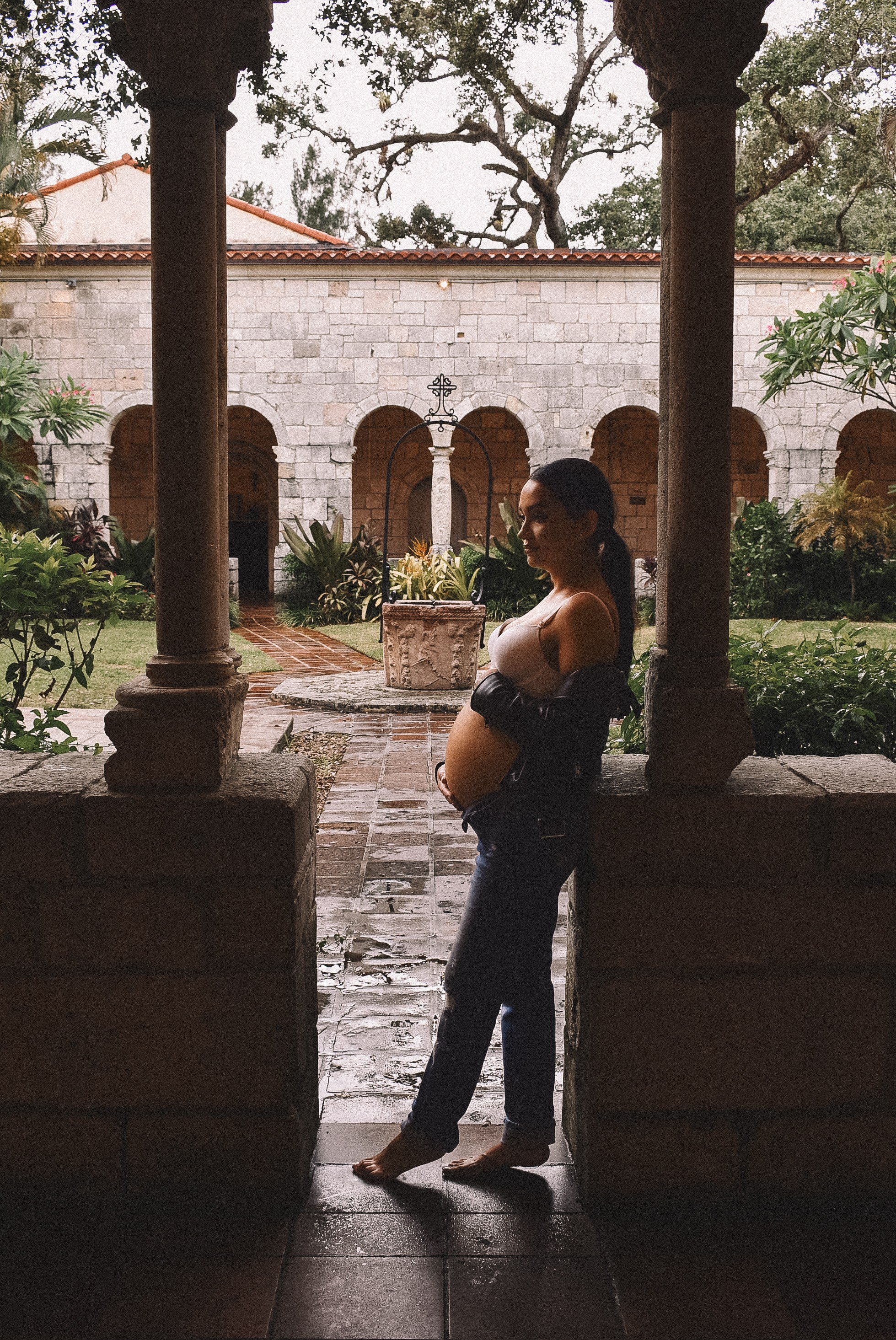 T | inner space. Portrait and Lifestyle Photographer in Miami | Anna Isaak