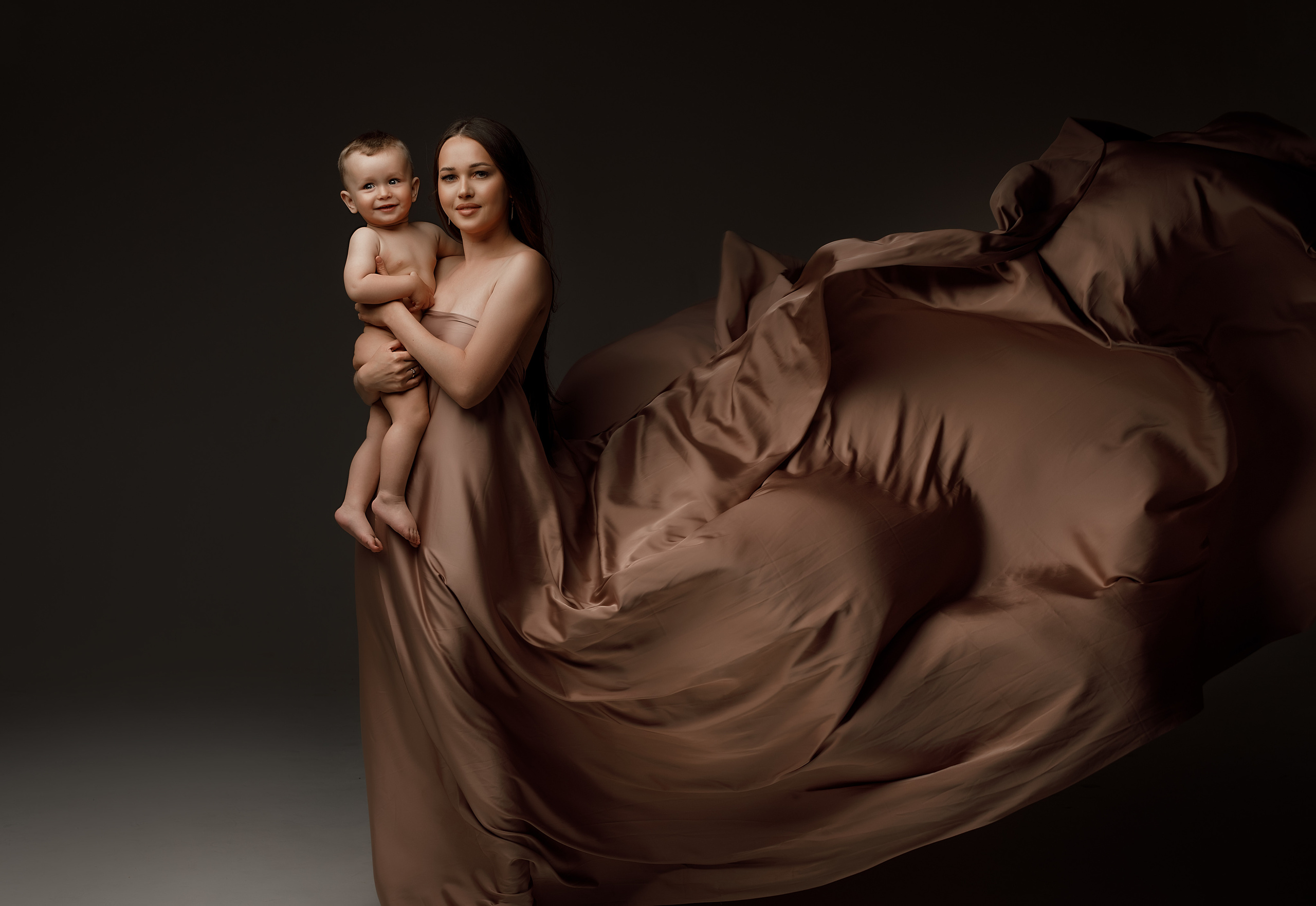 Portafolio de Fotografía Mamá y Yo – Natasha Reev. Natasha Reev Fotógrafa de maternidad en Los Ángeles