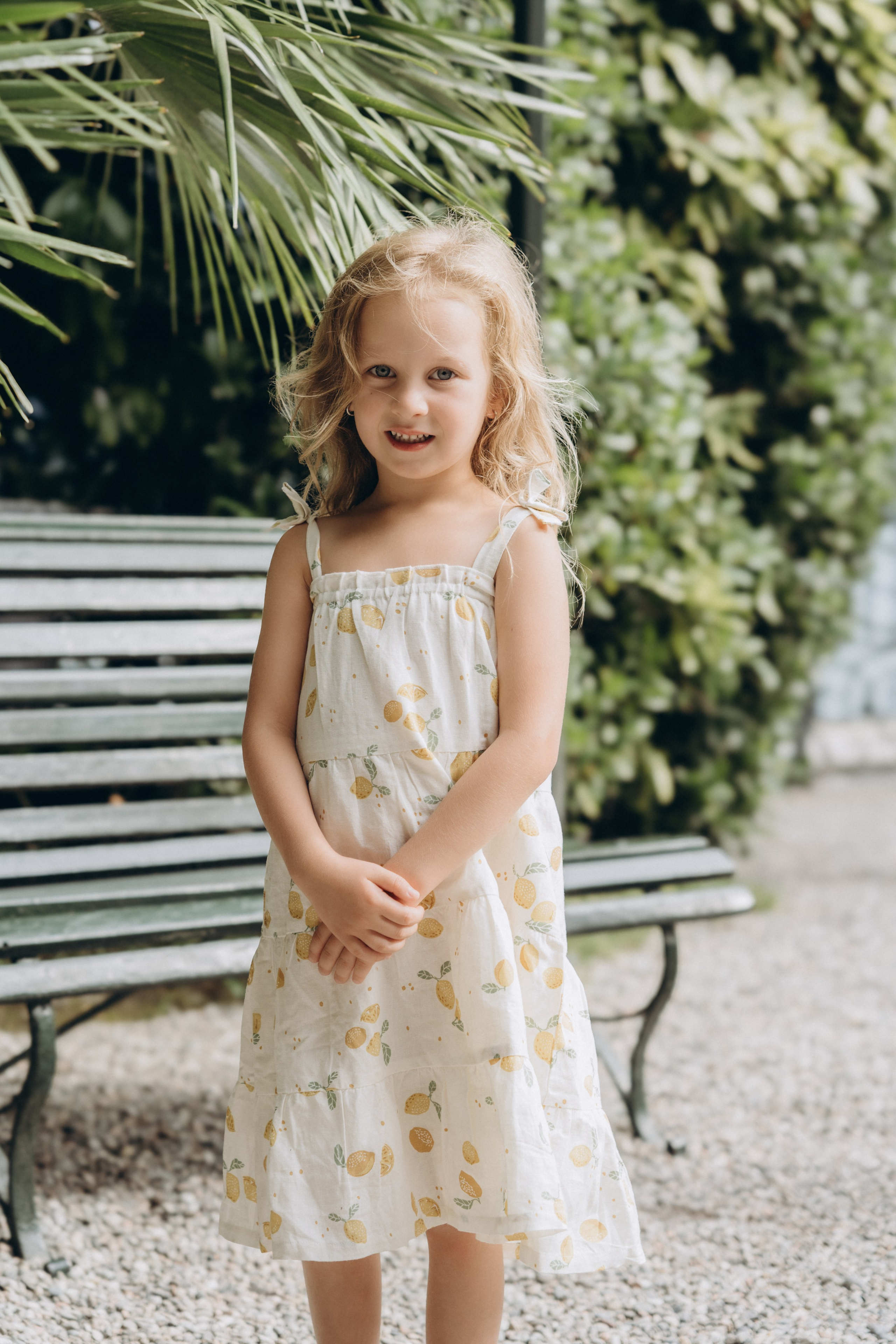 Family moments in Como Lake. PHOTOGRAPHER IN ITALY