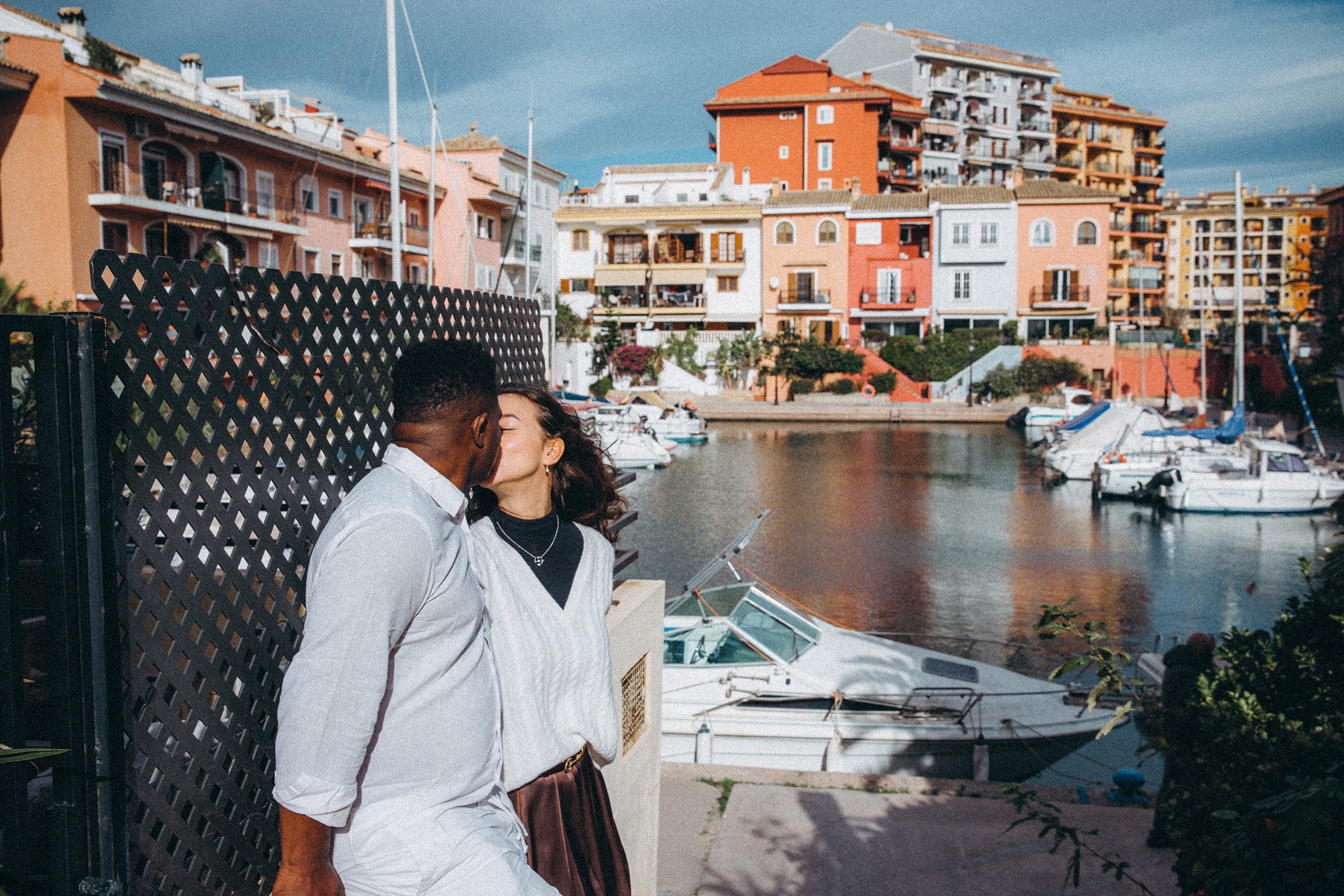 Love Story Photography by Julia Gnatenko | Romantic Photoshoots in Valencia, Alicante, Barcelona, Spain. Julia Gnatenko — Photographer Valencia, Alicante, Barcelona, Spain, Europe