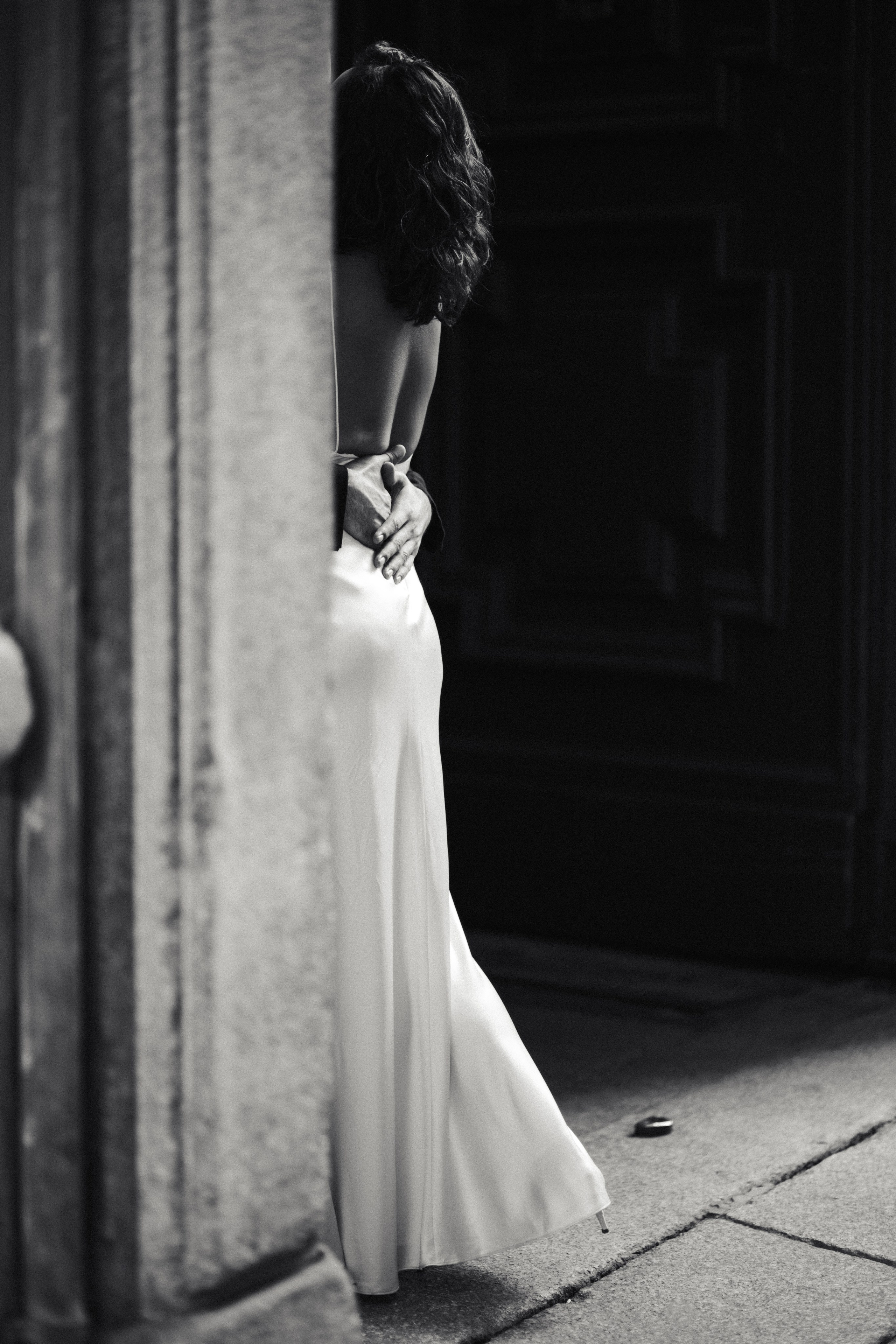 Bride in white dress during morning photoshoot in Milan