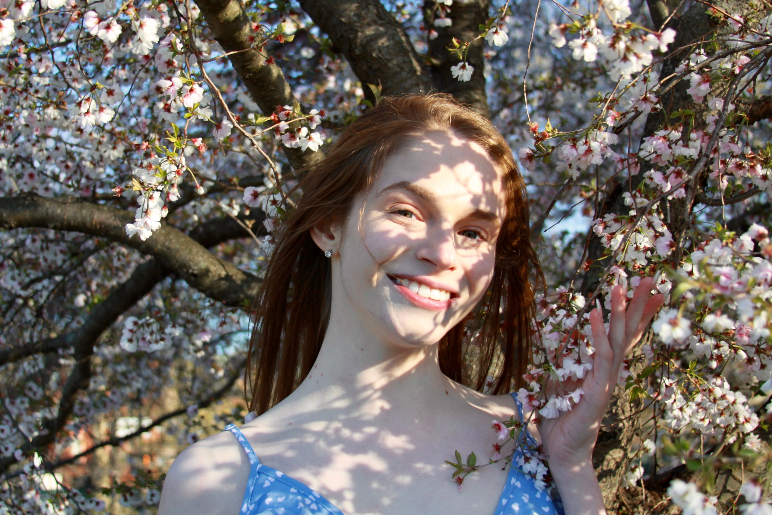 Cherry blossom mini shoot with Rach. Kelly Sang, graduation and portrait photographer in Boston