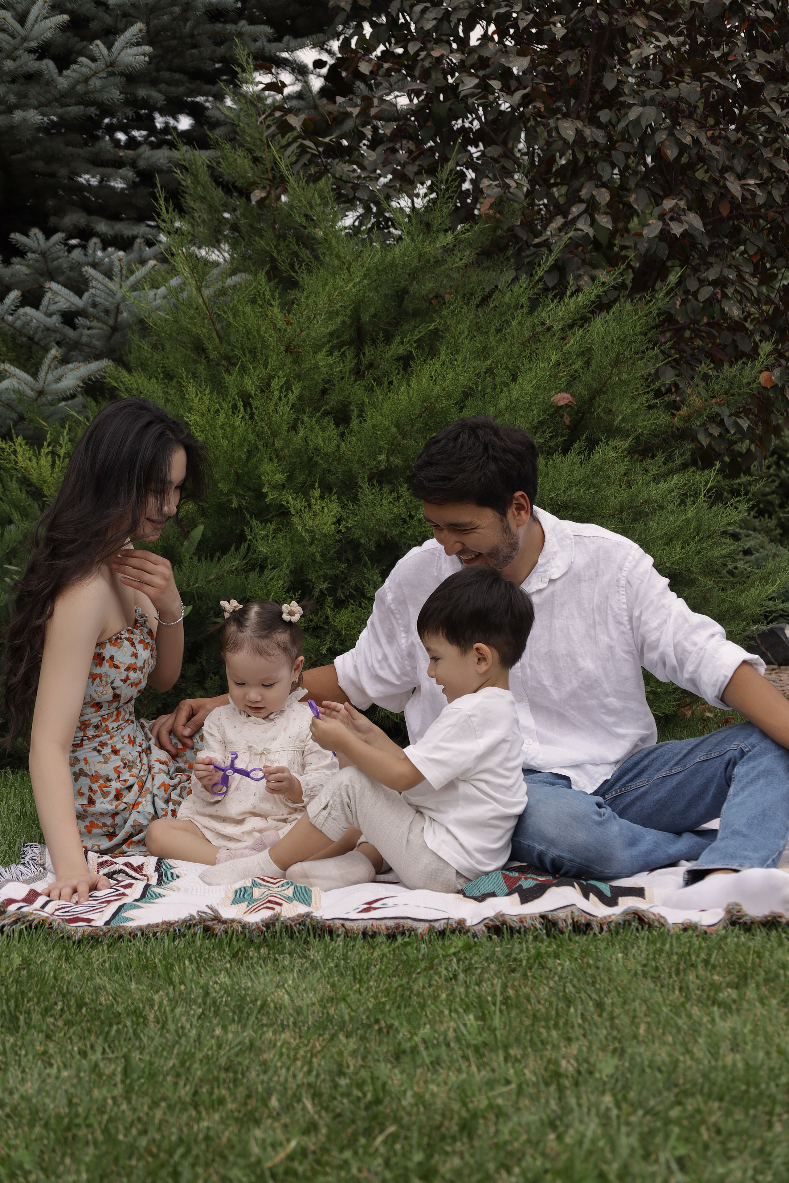 Семья. Ellaya.ph