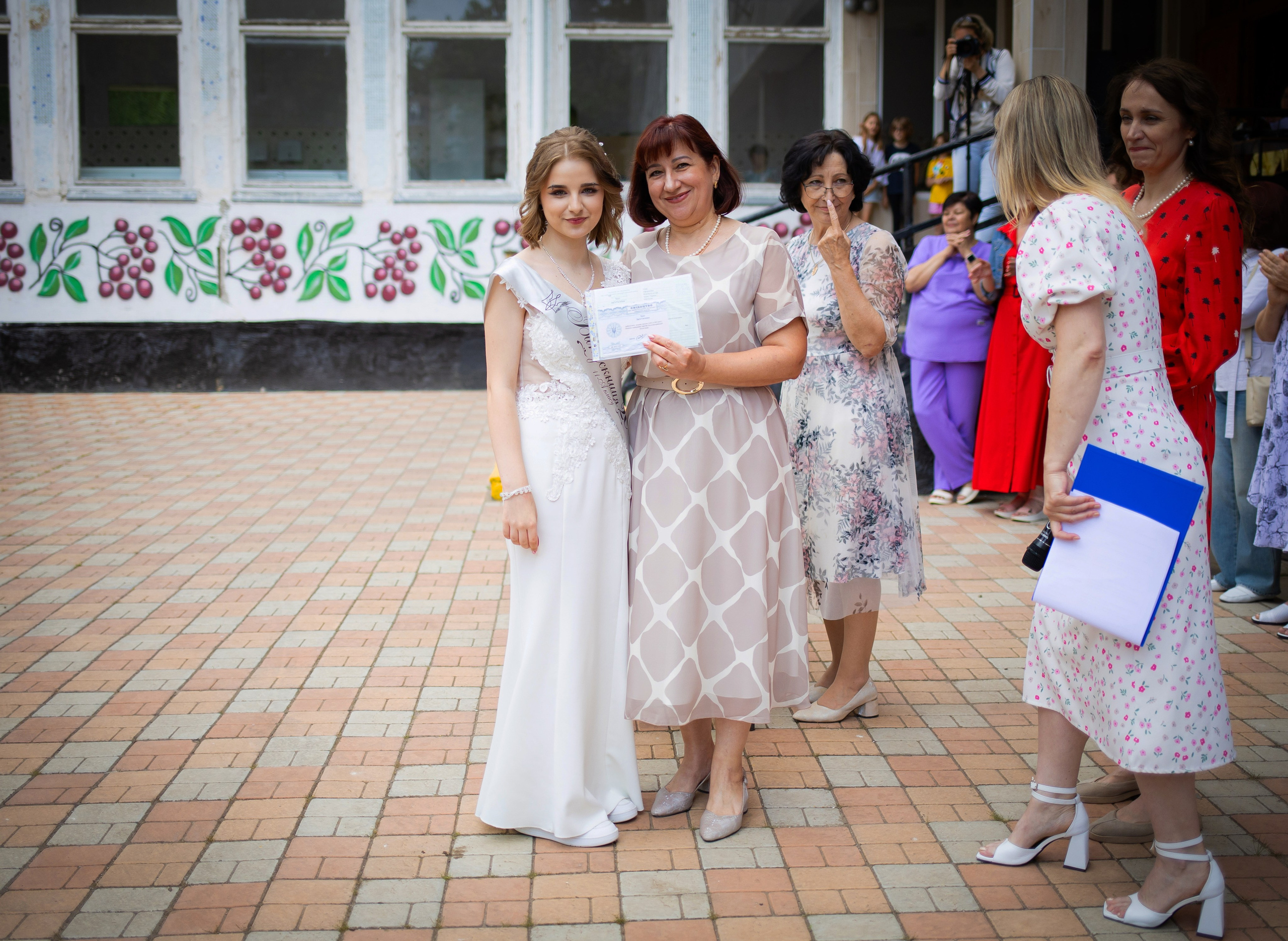 Пример фотосессии последний звонок и выпускной 11А, все в куче по очереди