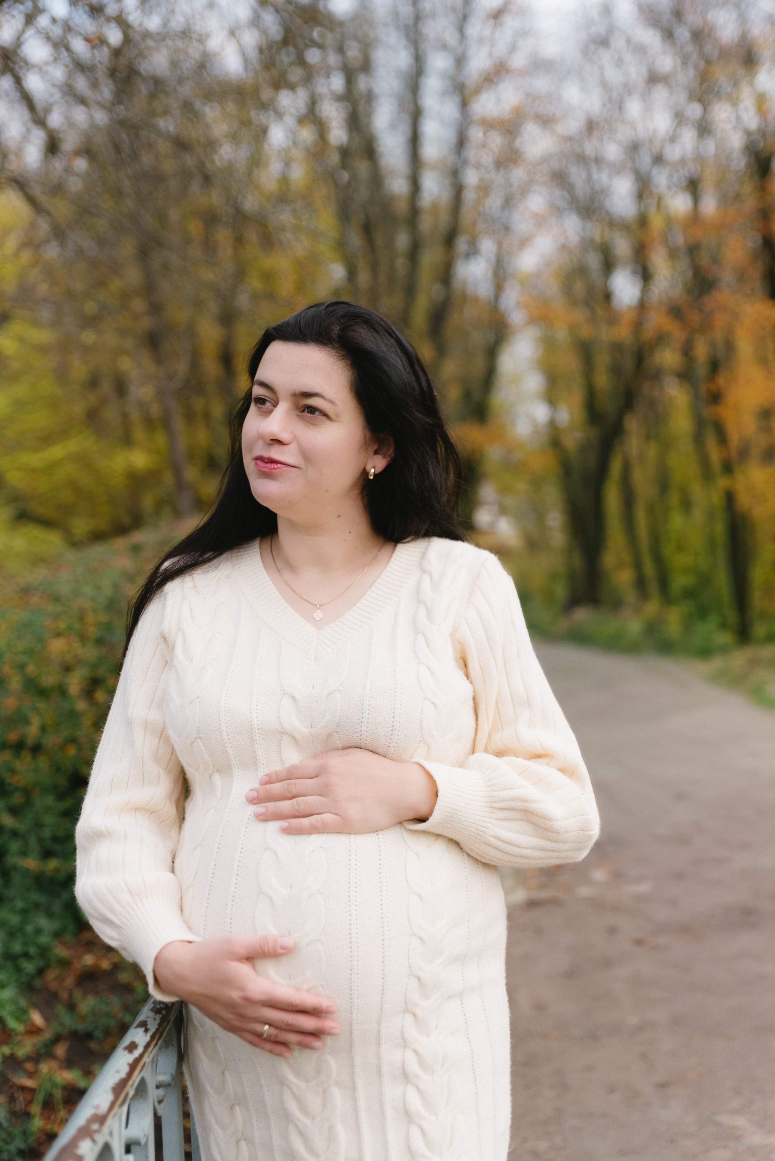 Sesja ciążowa Asia. Eugene Save – Fotograf Ślubny i Rodzinny | Warszawa i Cała Polska