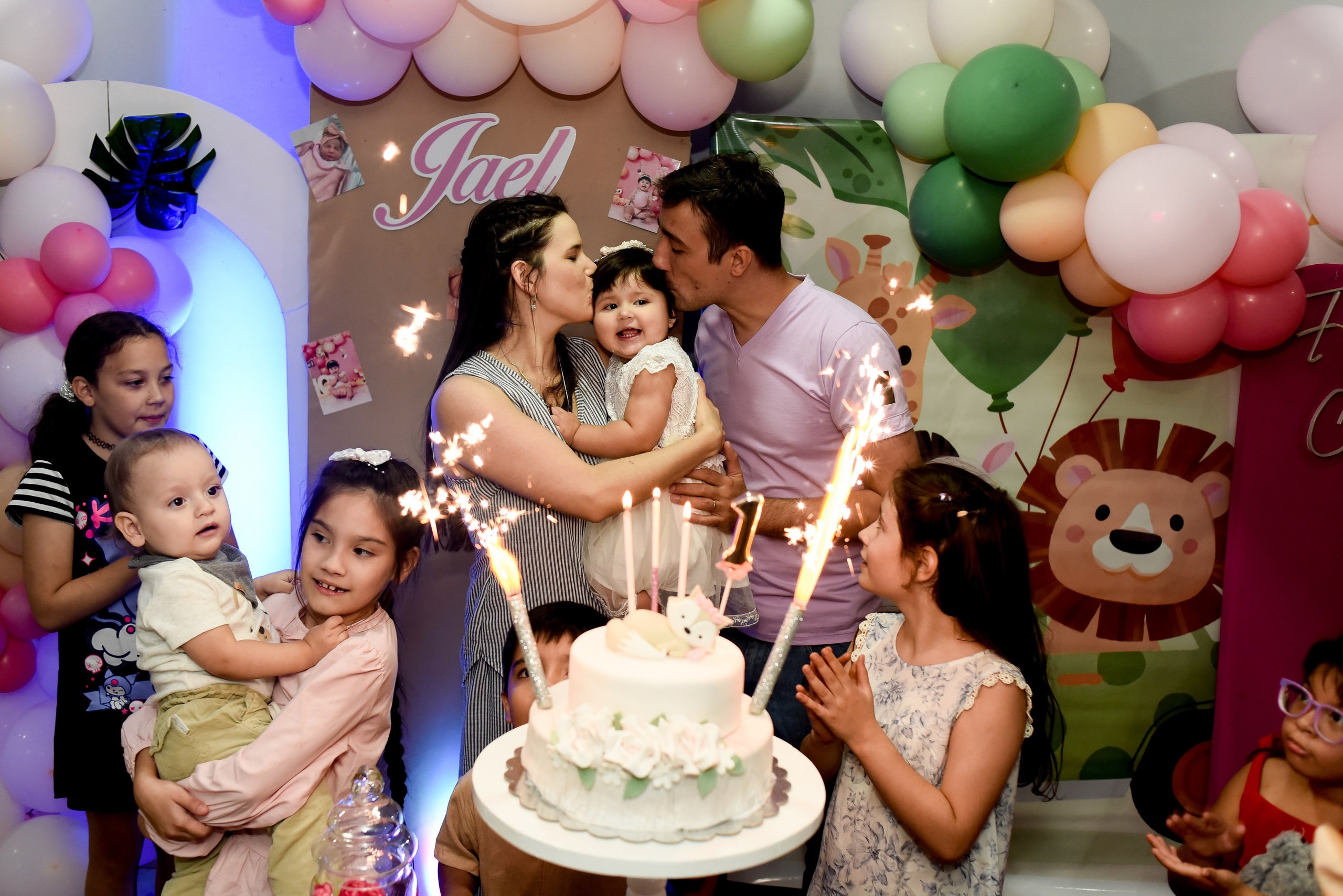 1er añito de Jael. Fotografo de casamiento en misiones y fotógrafo de familia  Posadas