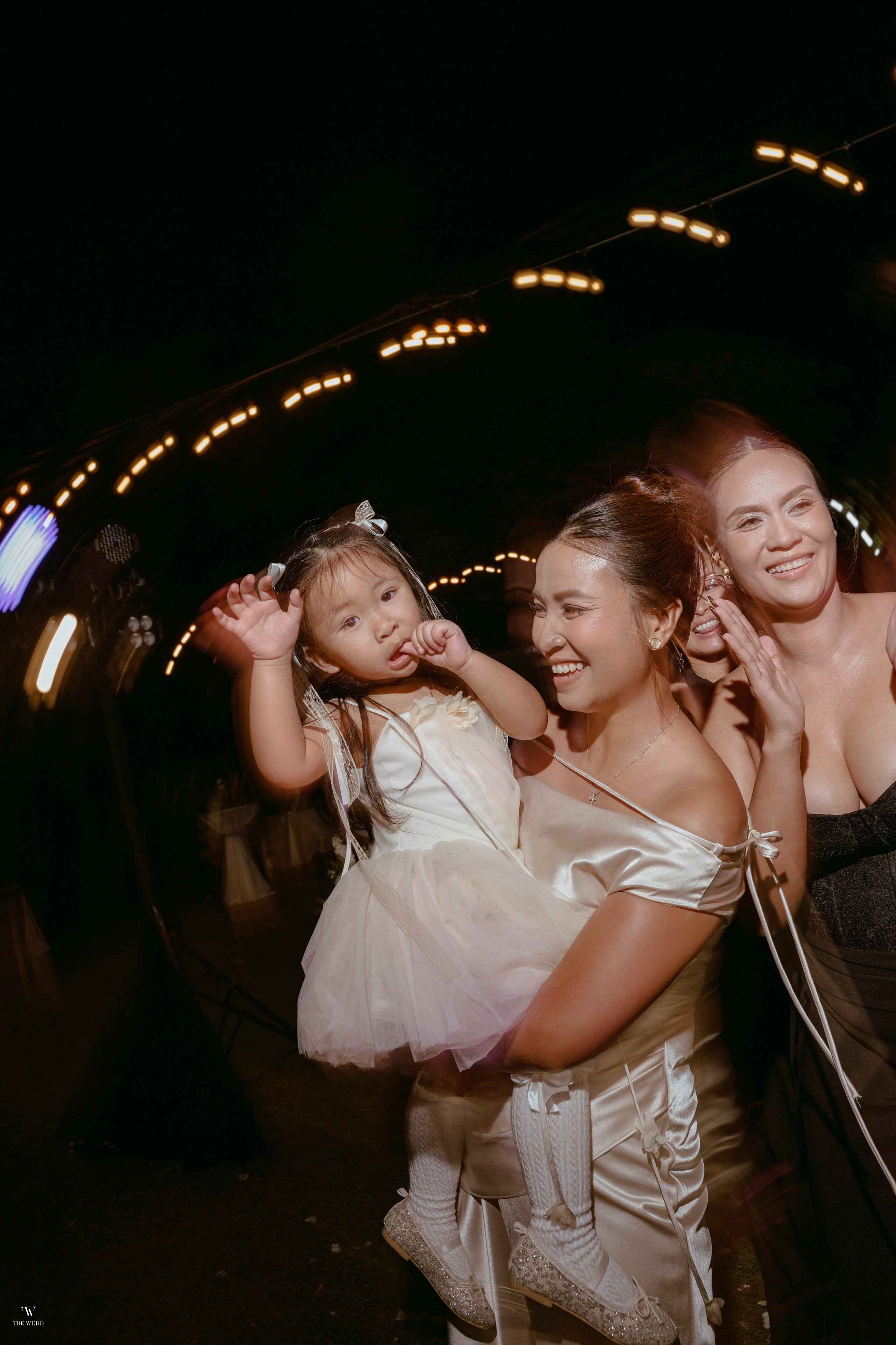 ALEX & NICOLE. WEDDING PHOTOGRAPHER IN VIETNAM