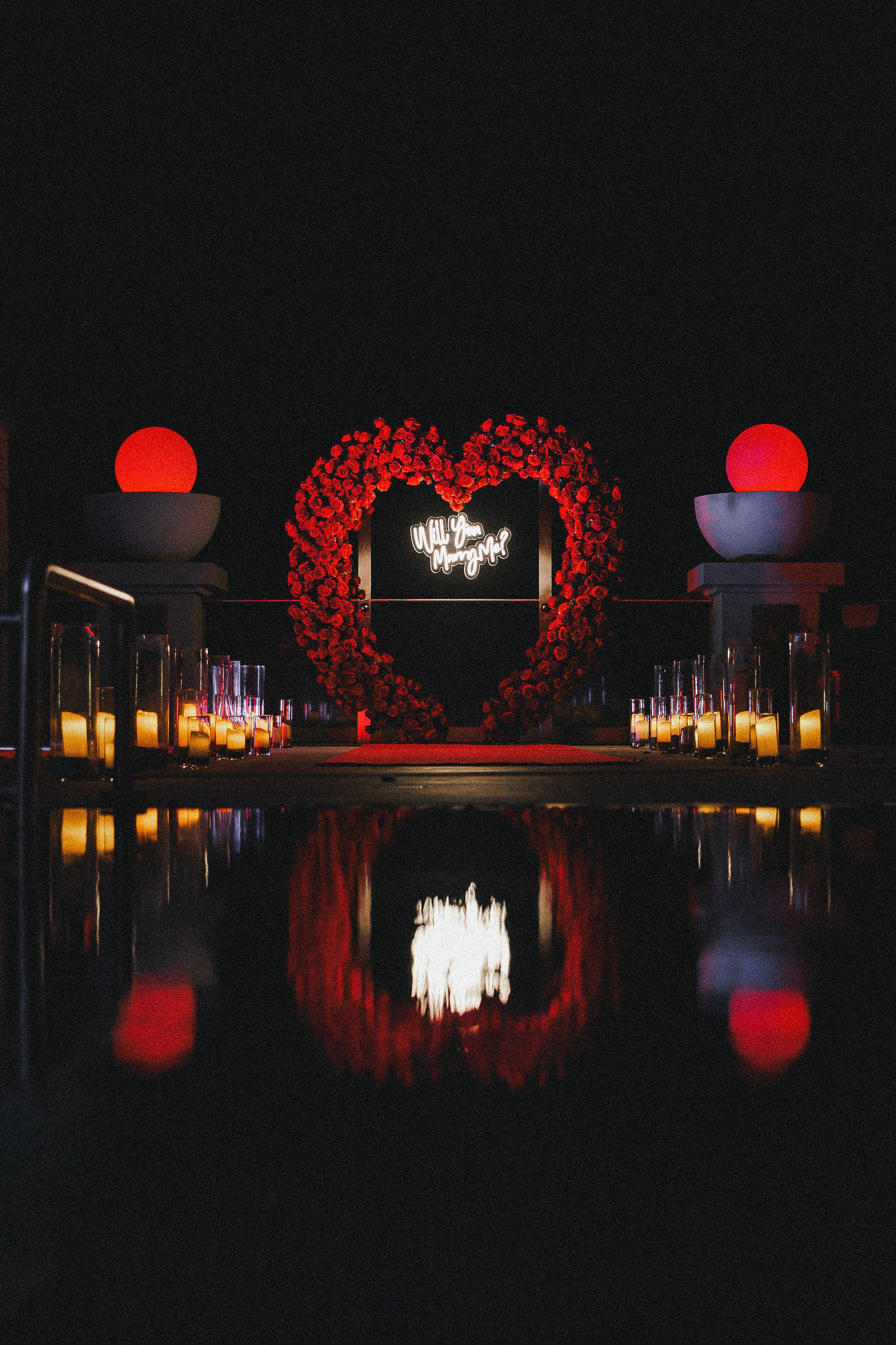 Restraunt proposal P&N. Photographer Anna Curly | Weddings and Events in Dubai