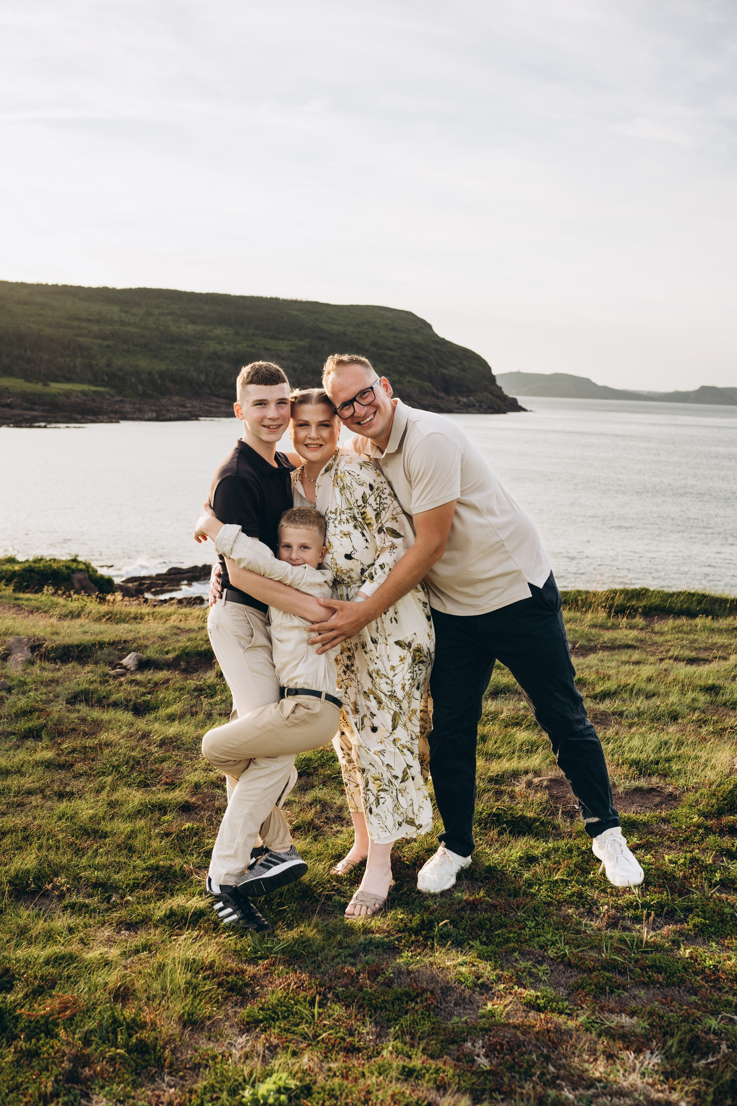 Anna & fam. Calgary Wedding & Lifestyle Photographer — Yevhen Polishchuk