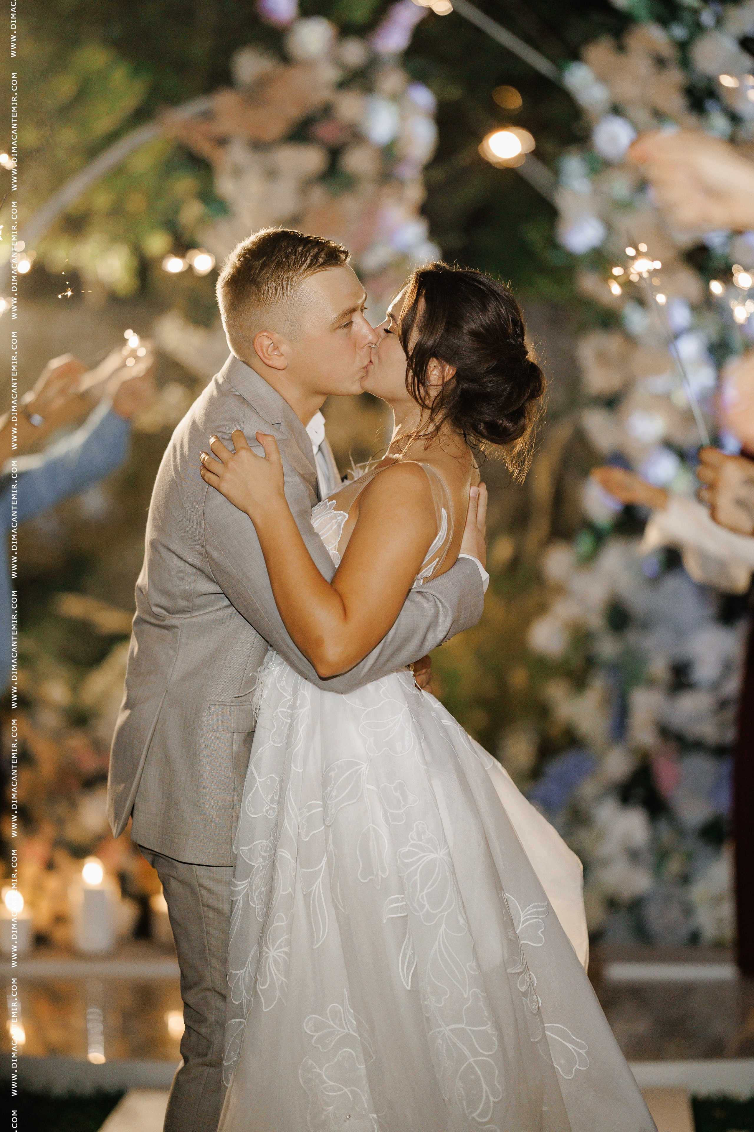 VLAD + YANA. Fotograf de nuntă în Chisinau, Moldova. Poze și Video Comerciale