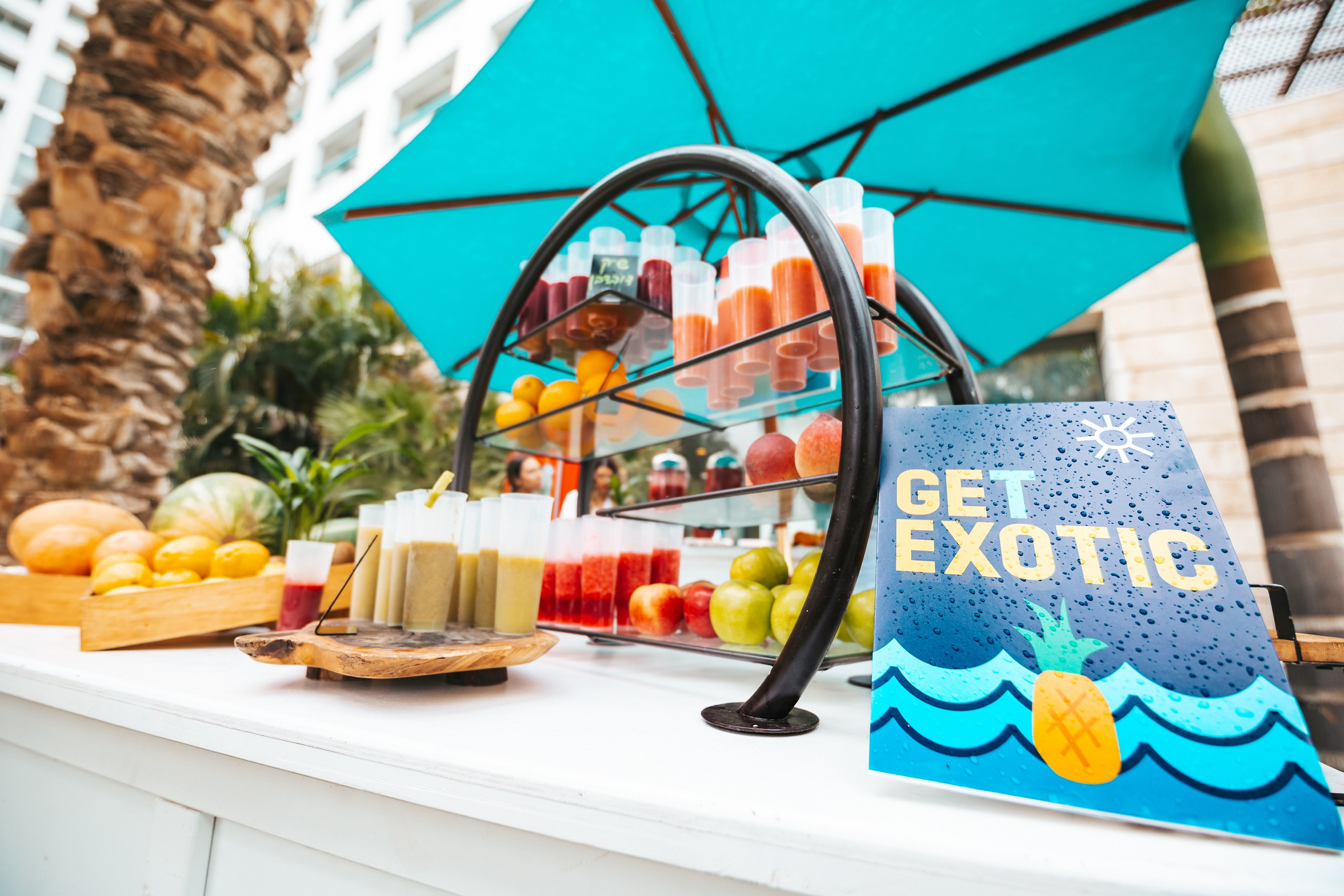 Electric General Dead Sea. AMIR BUCHNIK PHOTOGRAPHER