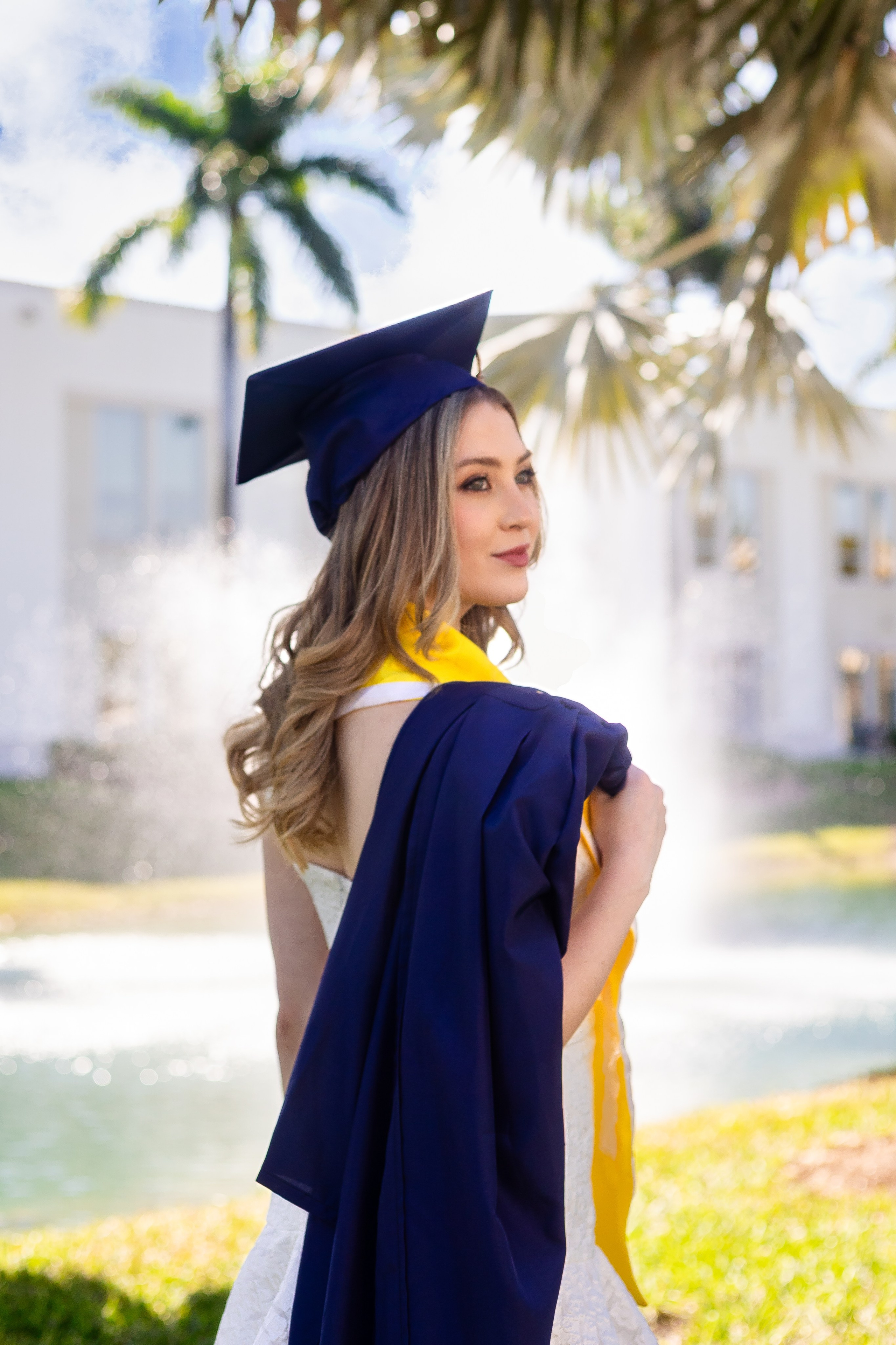 What (and Who) to Bring to Your Grad Photoshoot. Portrait and graduation photographer Marina Simanava