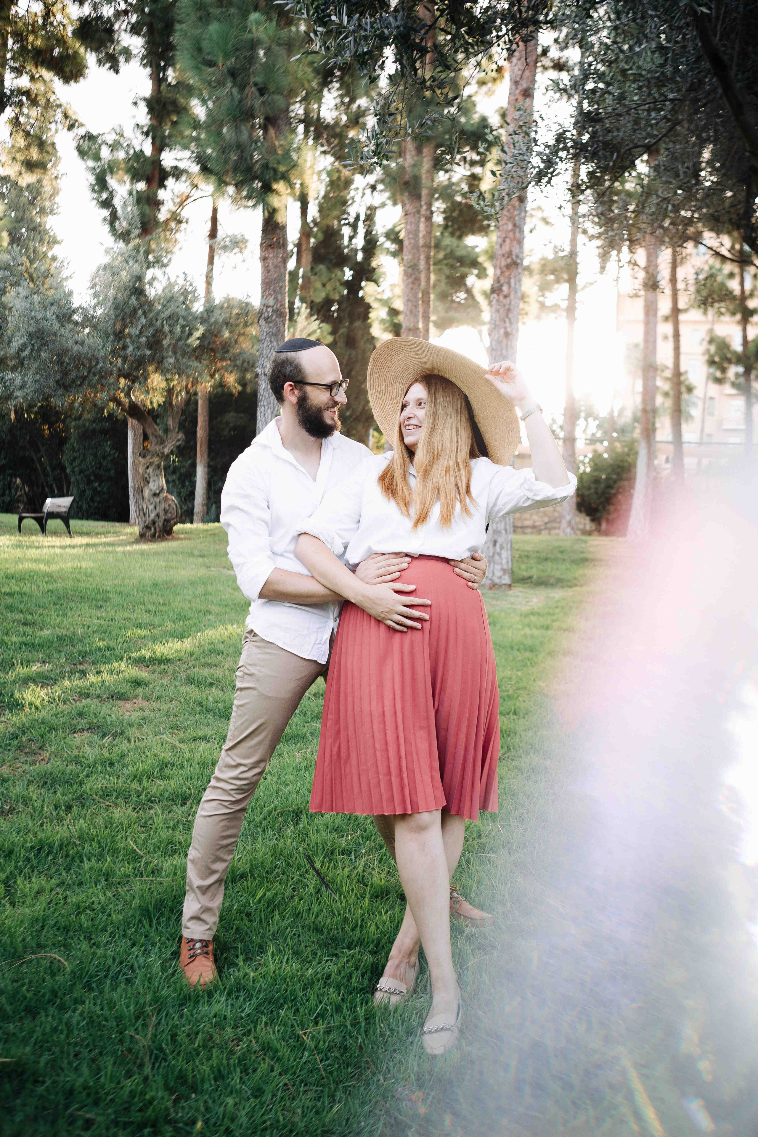 COZY PHOTO SESSION WITH A SWING. Https://shi-photo.com/