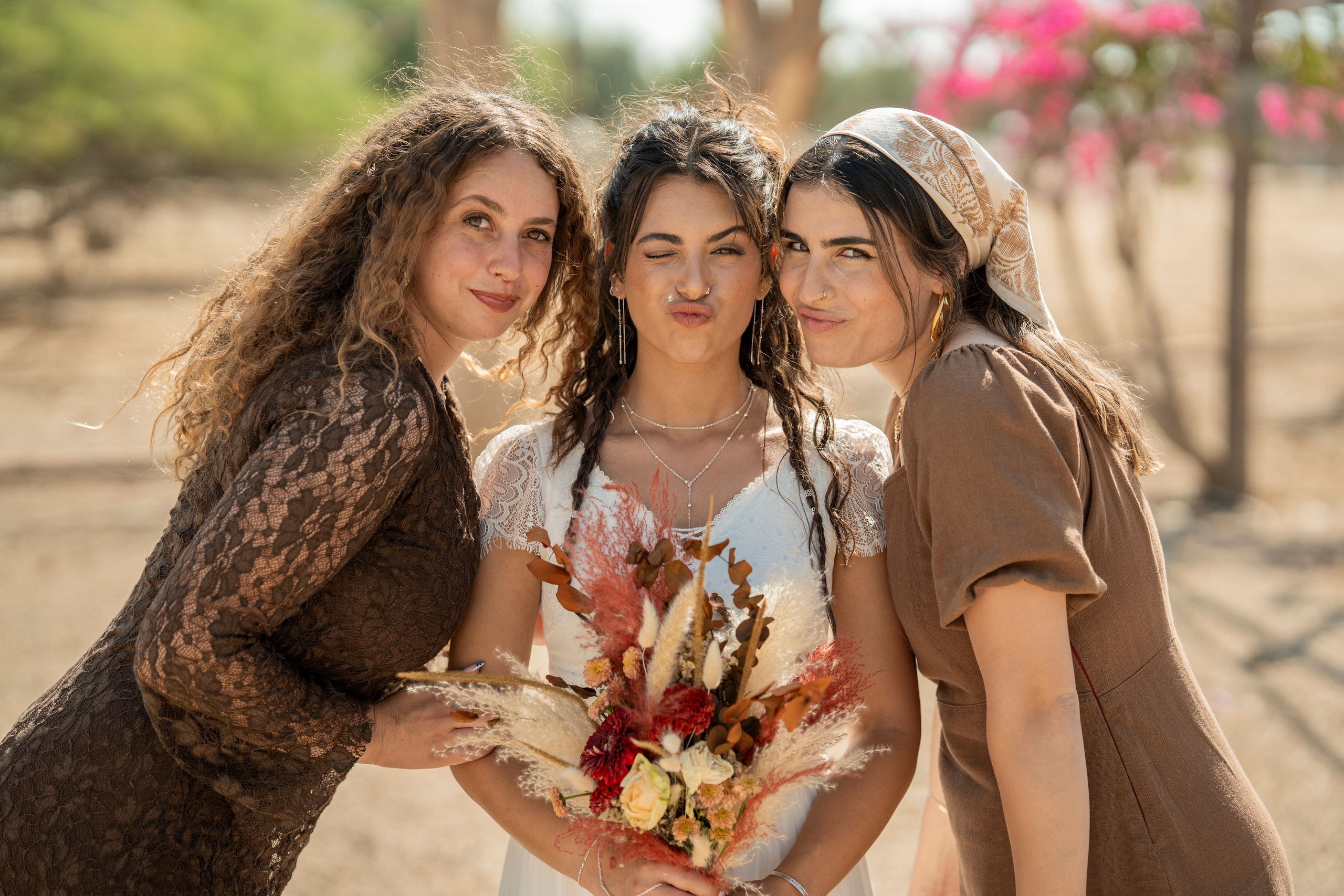 אביה ואחיה. יוסף מזרחי צילום חתונה, ברית וזוגיות. צלם מקצועי שאוהב להוציא אתכם הכי יפים ברגעים הכי מרגשים