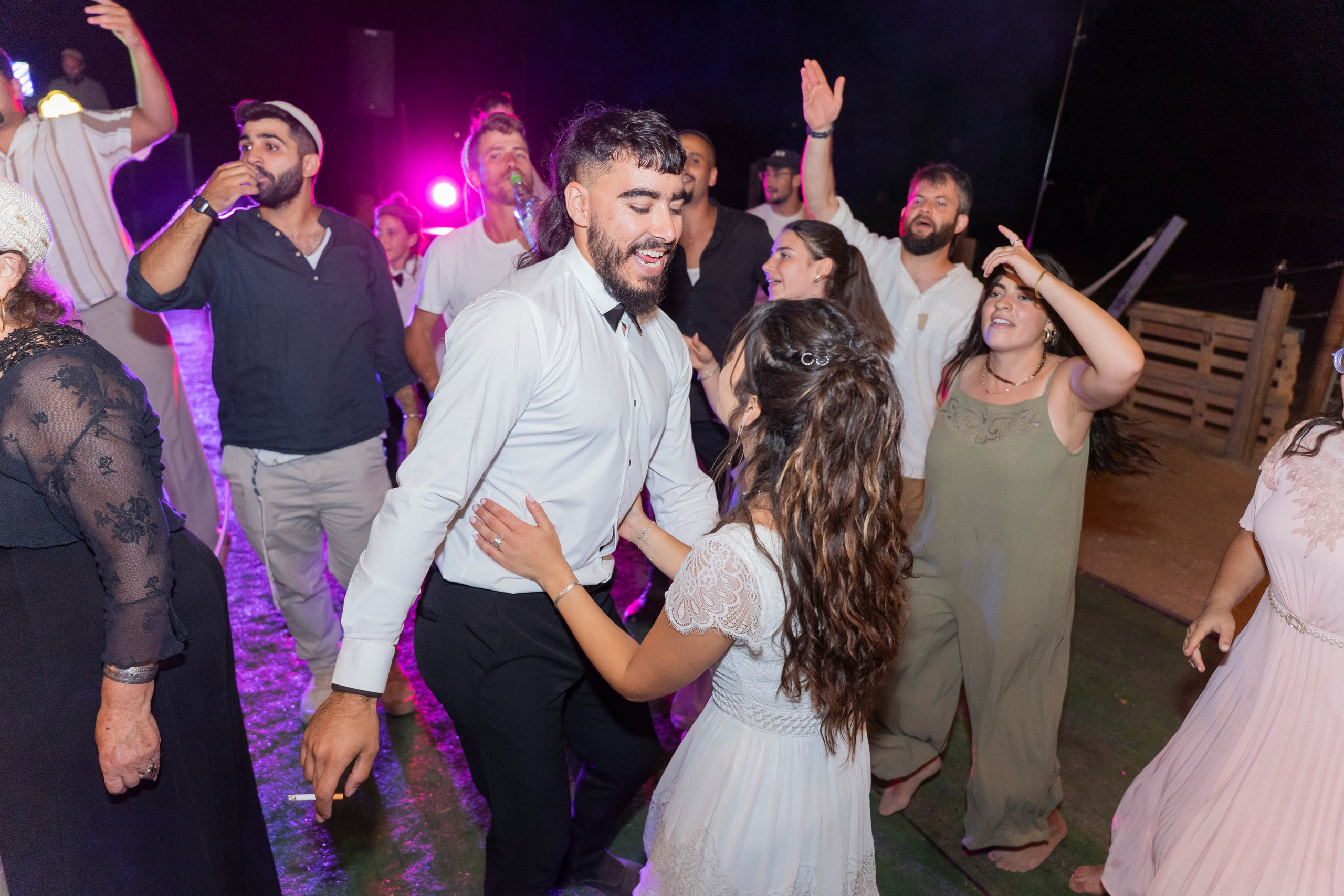 אביה ואחיה. יוסף מזרחי צילום חתונה, ברית וזוגיות. צלם מקצועי שאוהב להוציא אתכם הכי יפים ברגעים הכי מרגשים