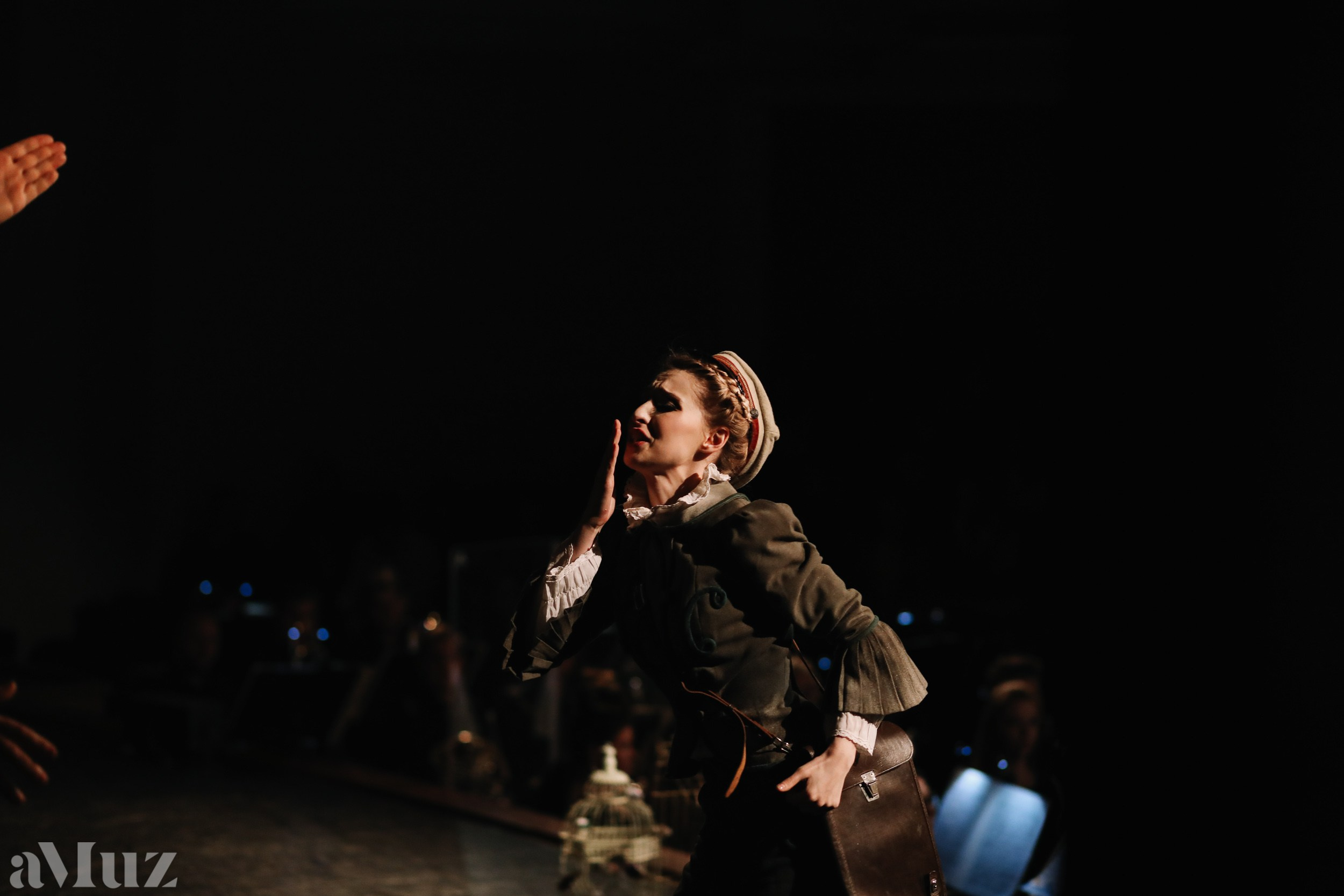 Opera Łąkowa. Fotograf Ślubny Warszawa - Sesje Biznesowe Rodzinne Eventy