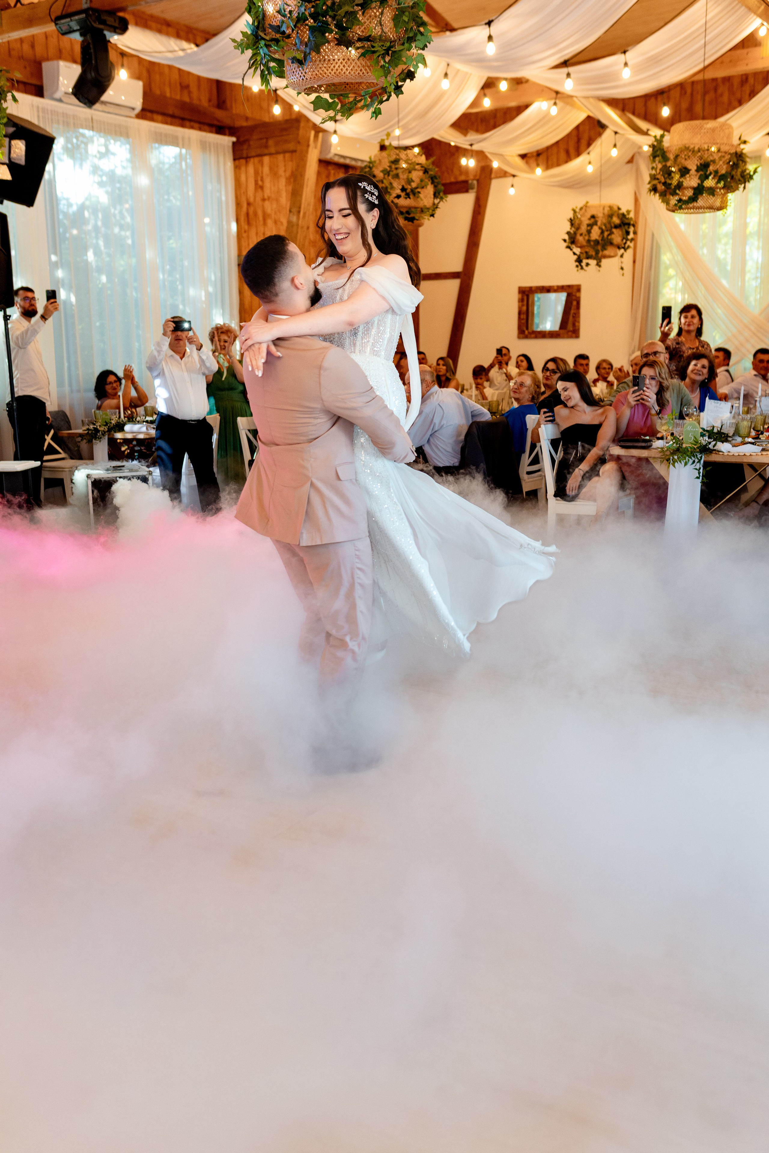 Sesiune Foto Cununie Civilă de Vis |Fotografie Profesională Nuntă și Evenimente. Lucian Dedeu — Fotograf de nuntă și eveniment