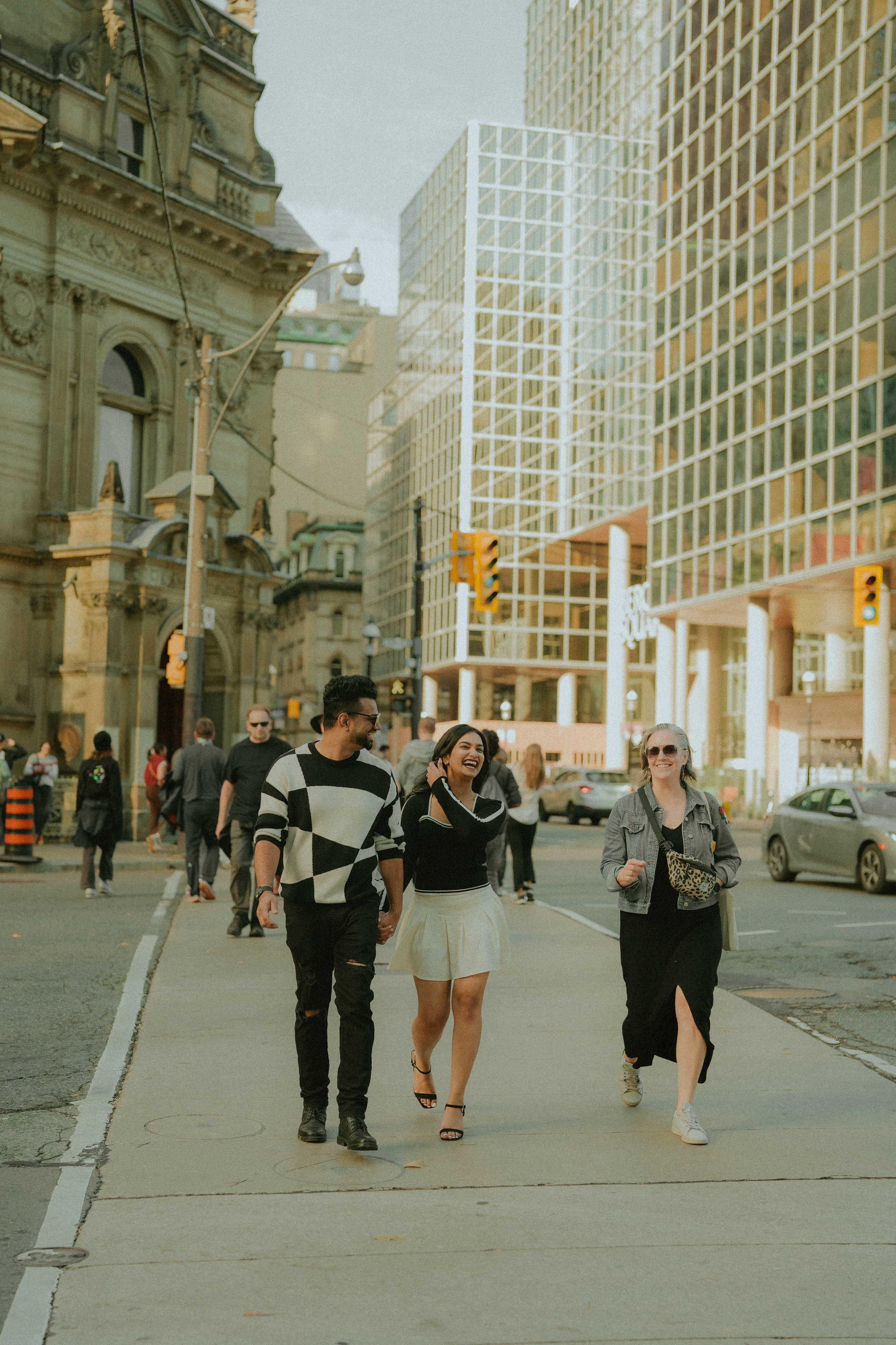 Downtown Romance at Toronto. Fine art Wedding Photographers in India & Canada