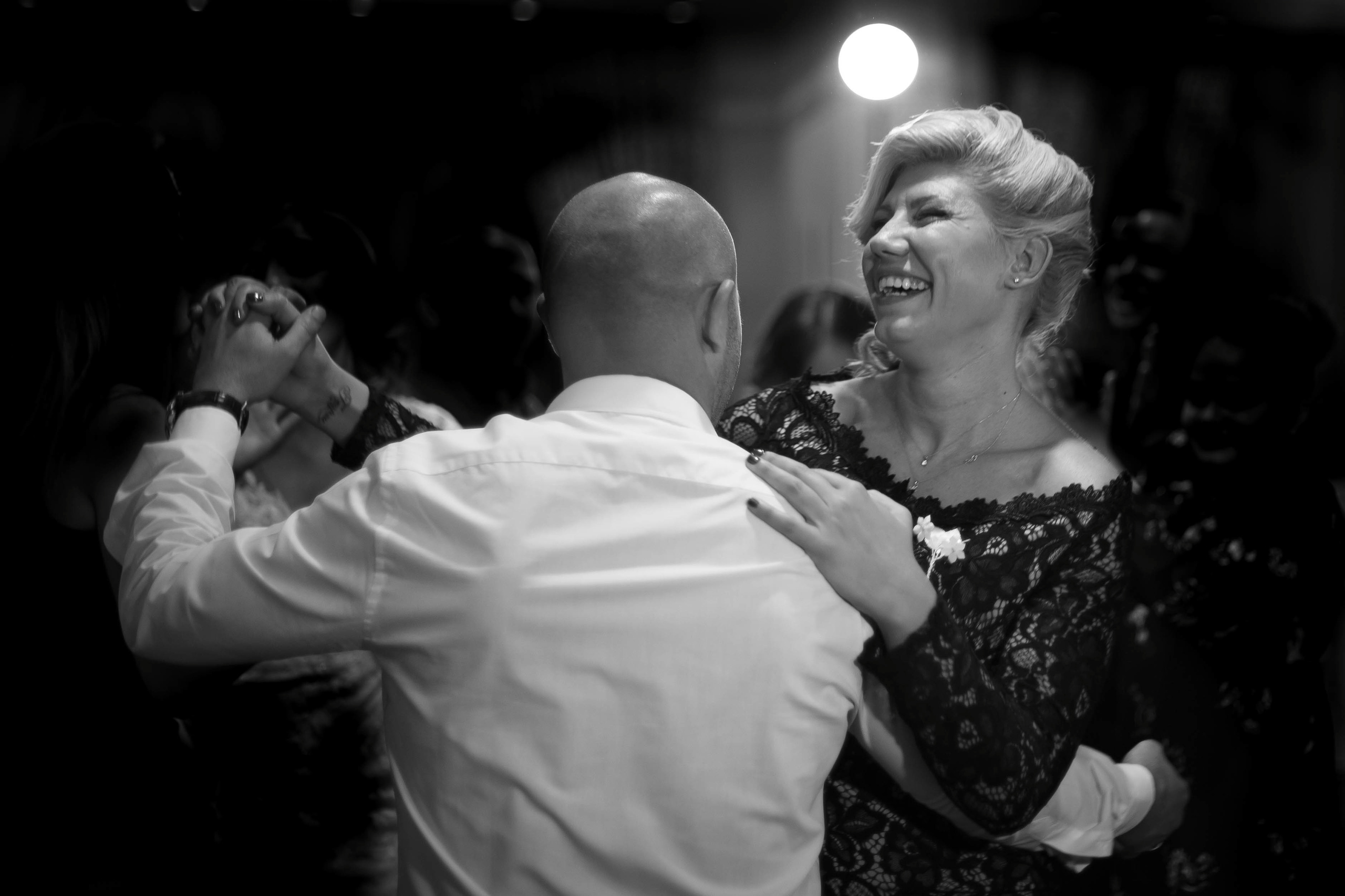 добър сватбен фотограф, заснемане на сватби