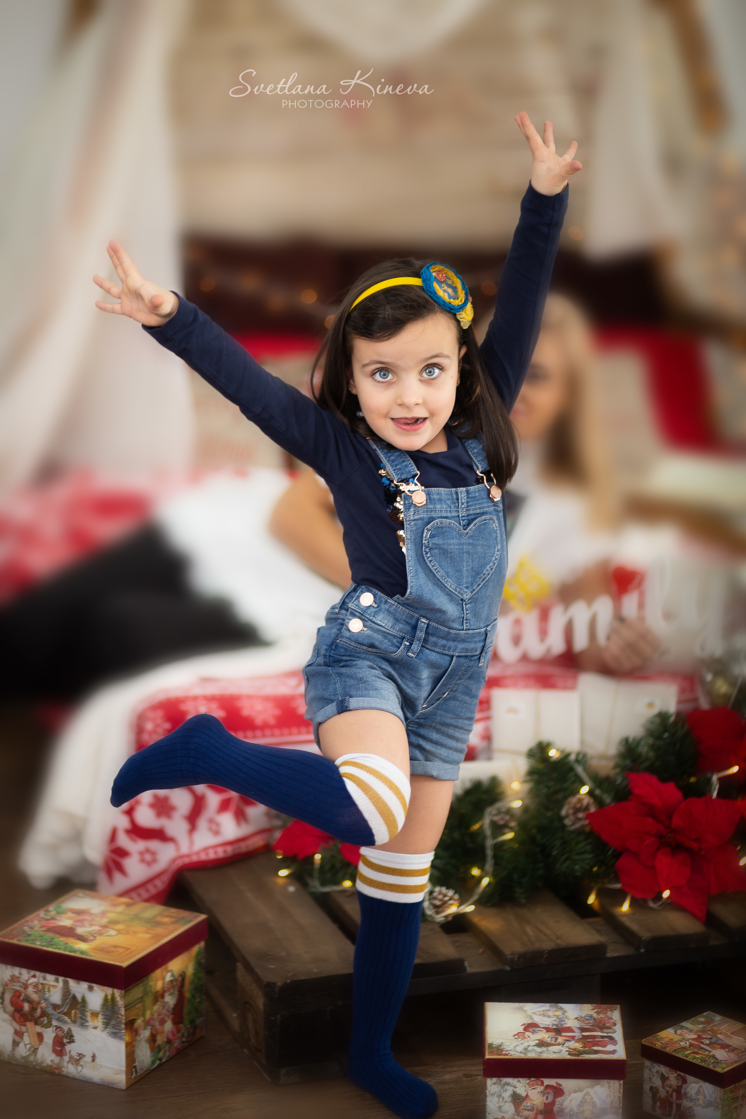 Детски тематични фотосесии. Фотограф Бургас. Фотосесии в студио и на открито, портрети, заснемане