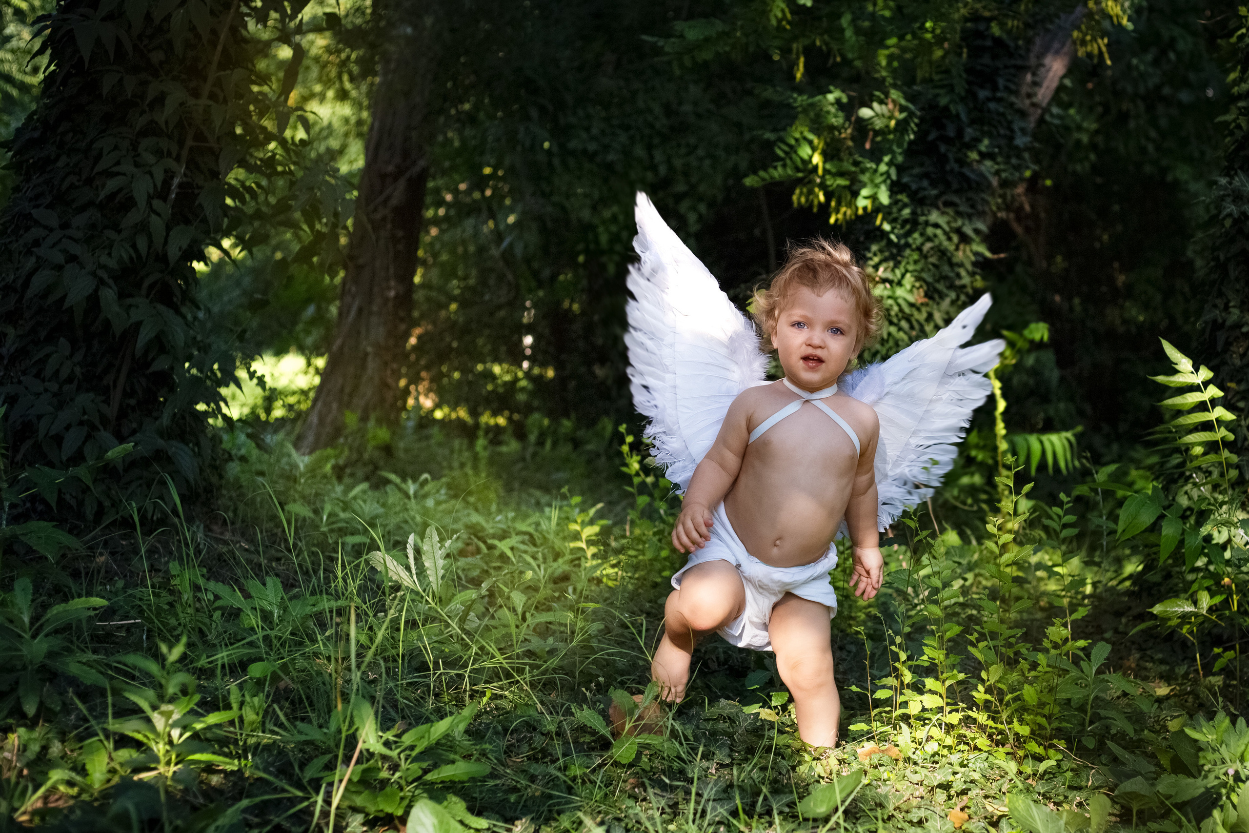 Детски тематични фотосесии. Фотограф Бургас. Фотосесии в студио и на открито, портрети, заснемане