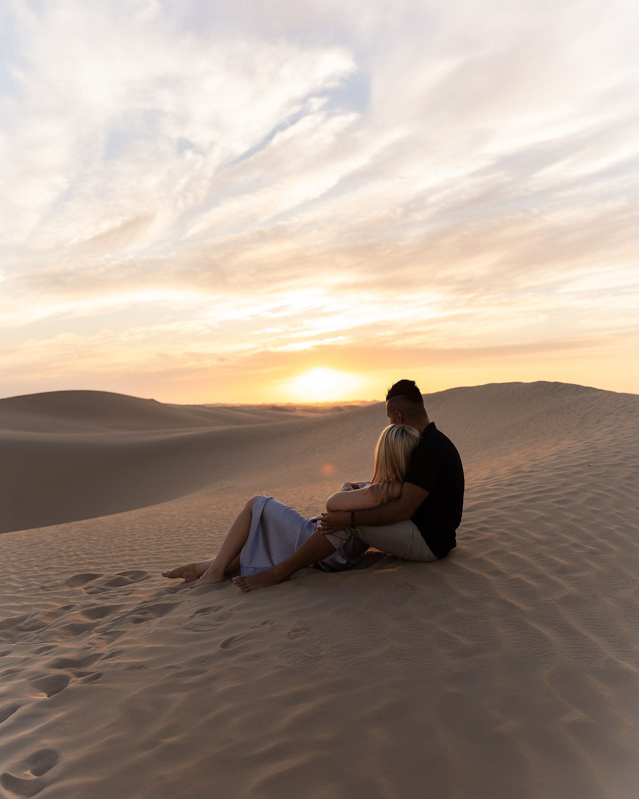 Couple. Professional Photographer in Abu Dhabi & Dubai — Marina Aubakirova | Family, Couple, Wedding & Individual Photoshoots