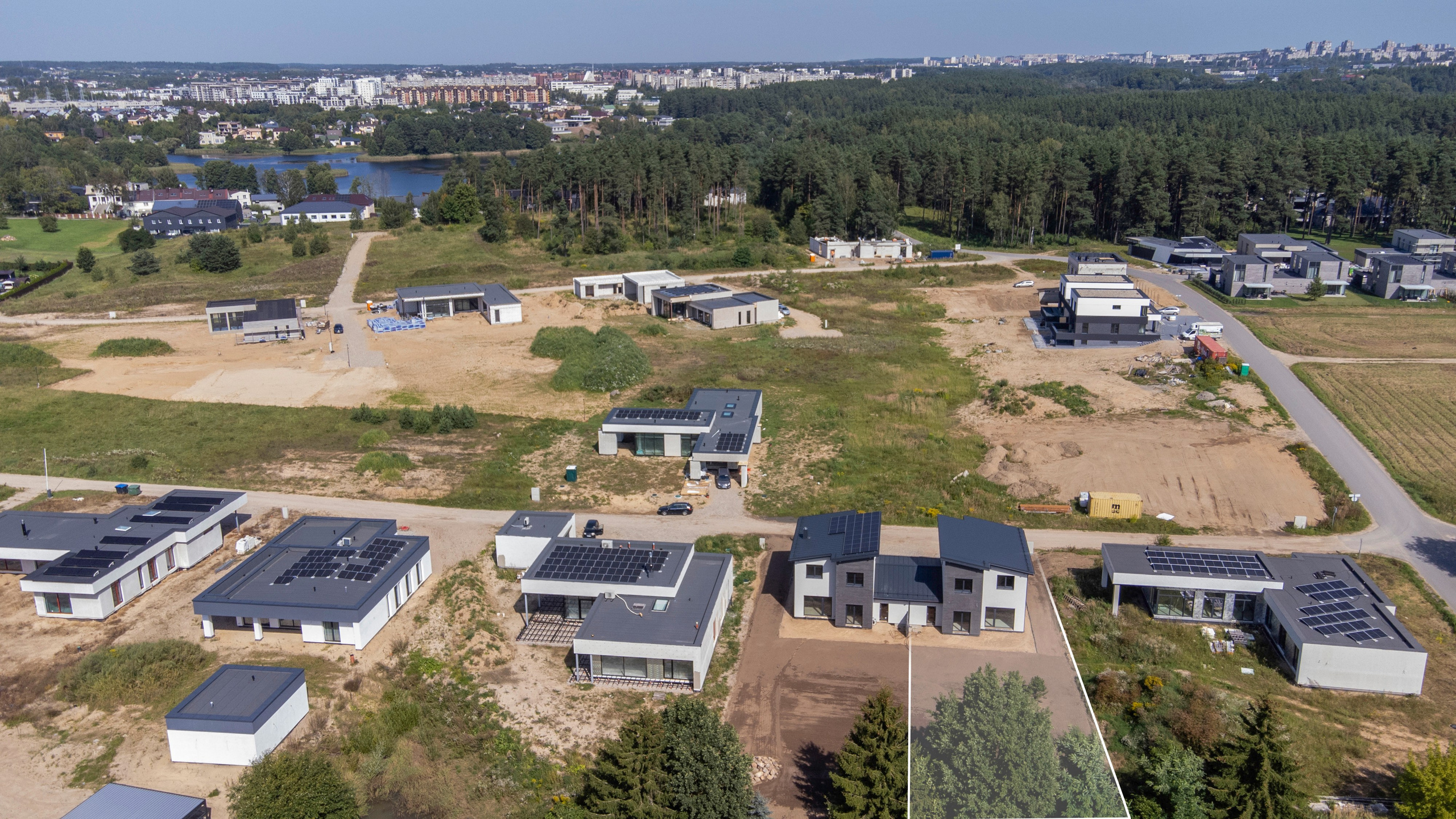 Debesų g. 4, Salotė. Elina Sapiega fotografė Vilniuje