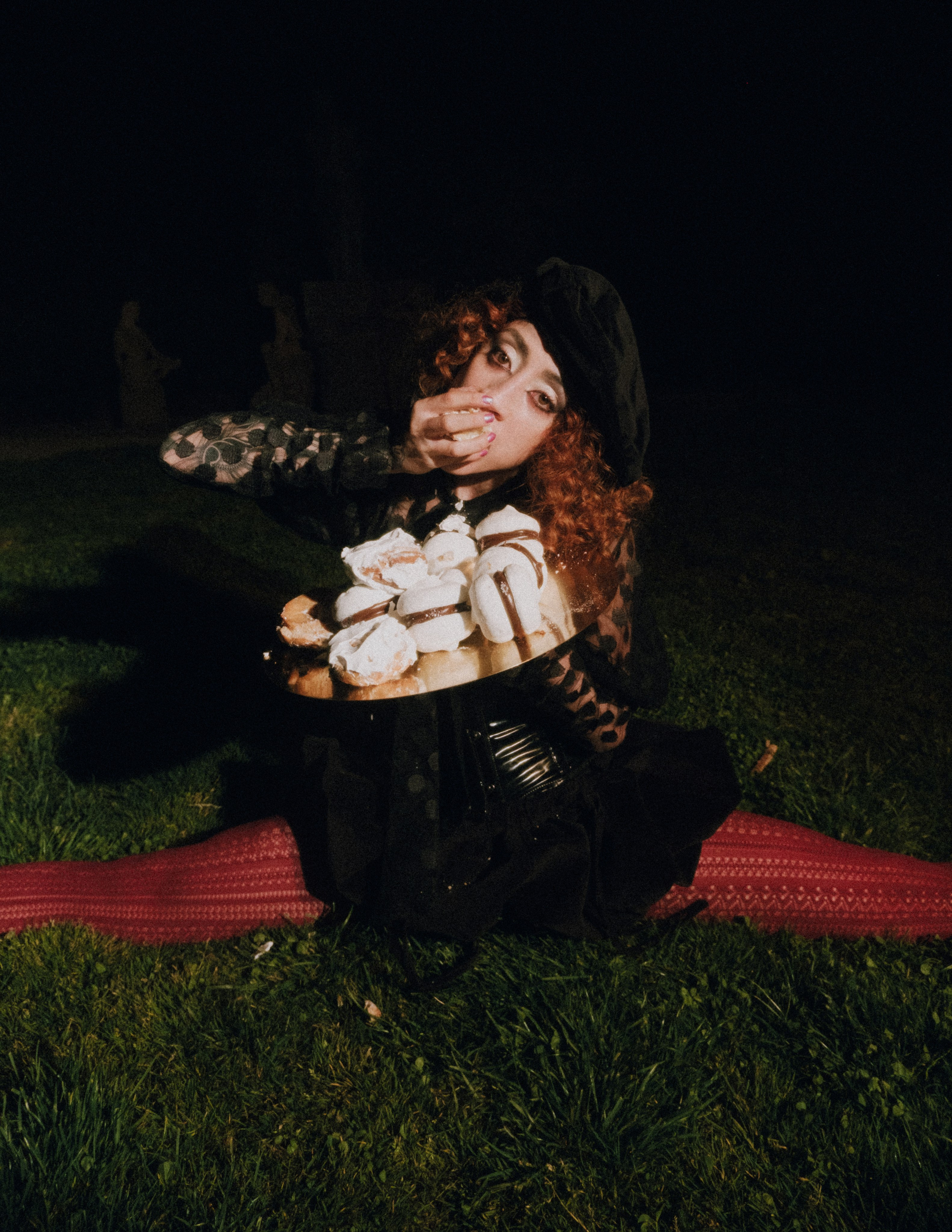 Show must go on. Creative photographer in Madrid Anna Dvorianskaia