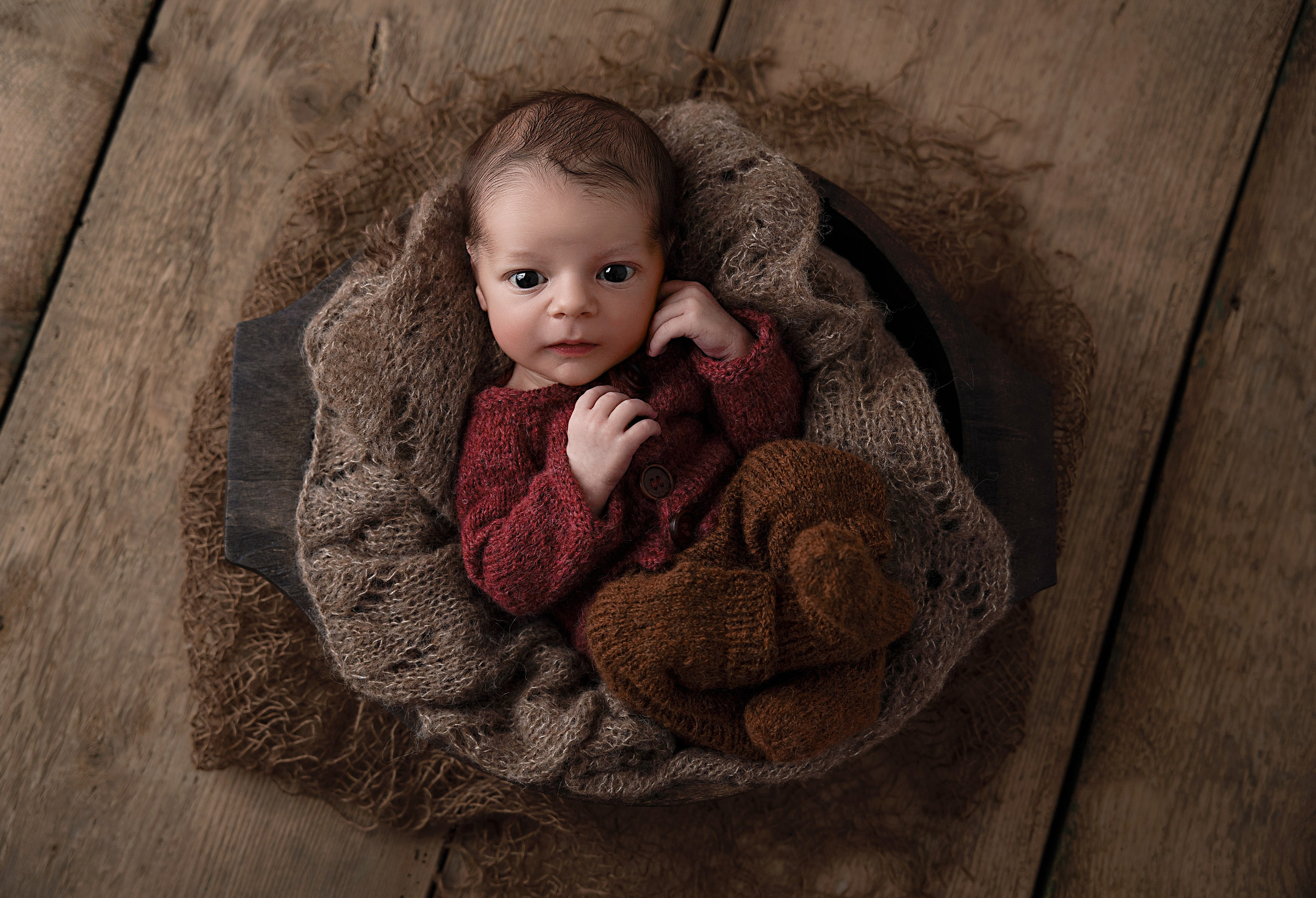 Newborn. Fotograf maternitate, nou-născuți și familie în Cluj-Napoca | Roxana Rusu