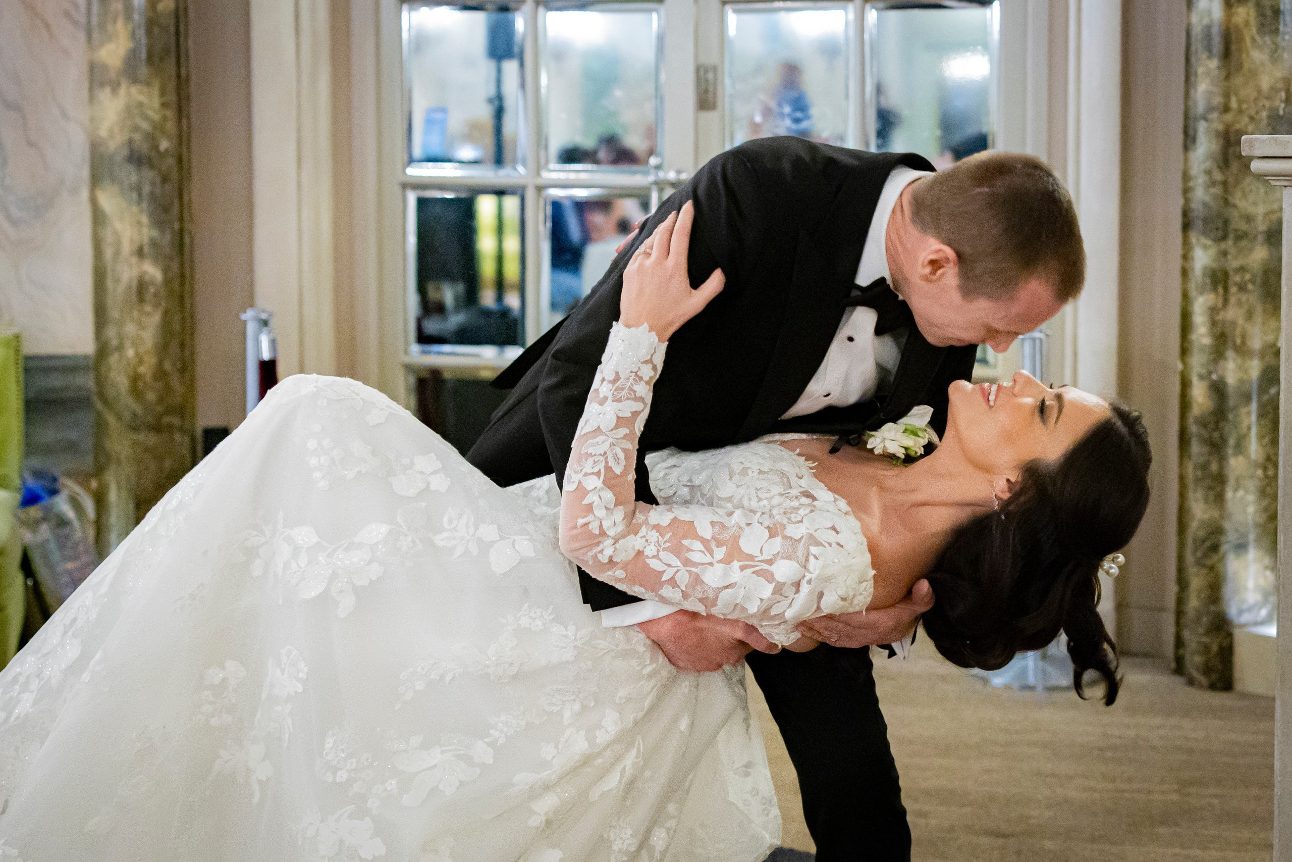 Shaun and Edelweis, A Taj Hotel. Wedding Photo & Video