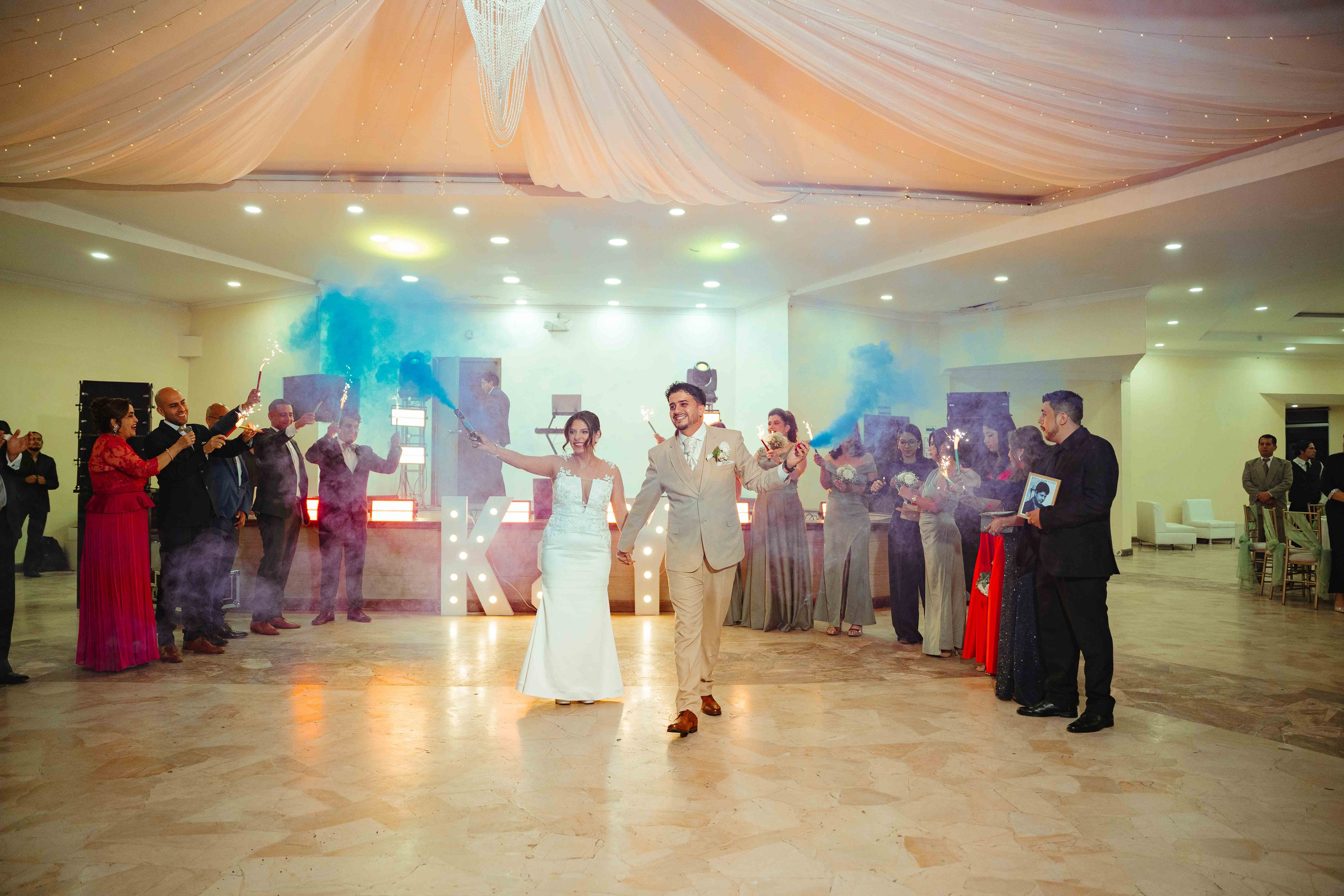 Boda de Kelvin y Yari en Loja | Fotografía y Filmación por Piero Alvarez. Fotógrafo de bodas en Loja Ecuador | Piero Alvarez PH