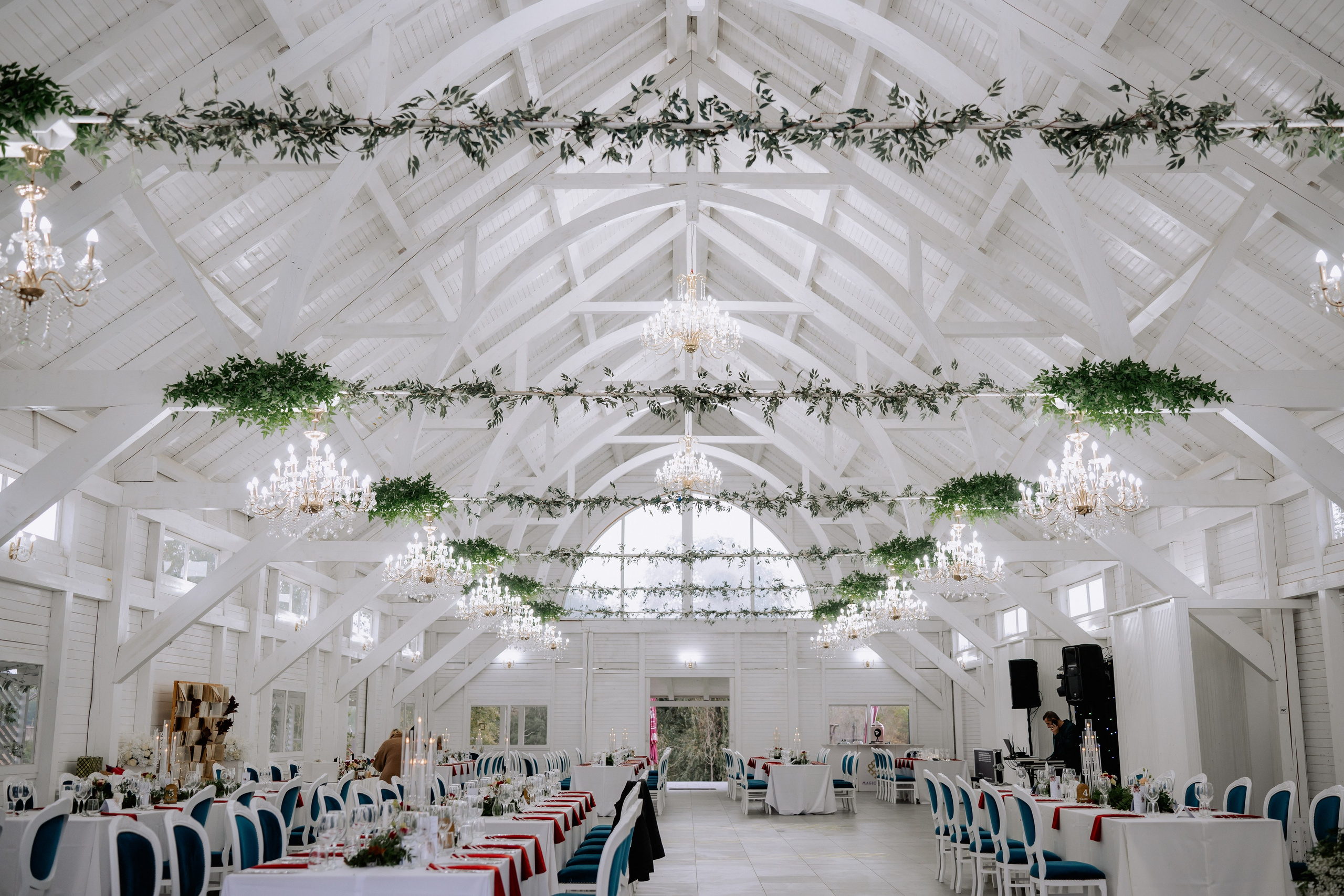 Ioana + Razvan | Wedding day. Proud Vision Weddings | Wedding Photography & Film — Servicii profesionale Foto Video Nunta Iasi