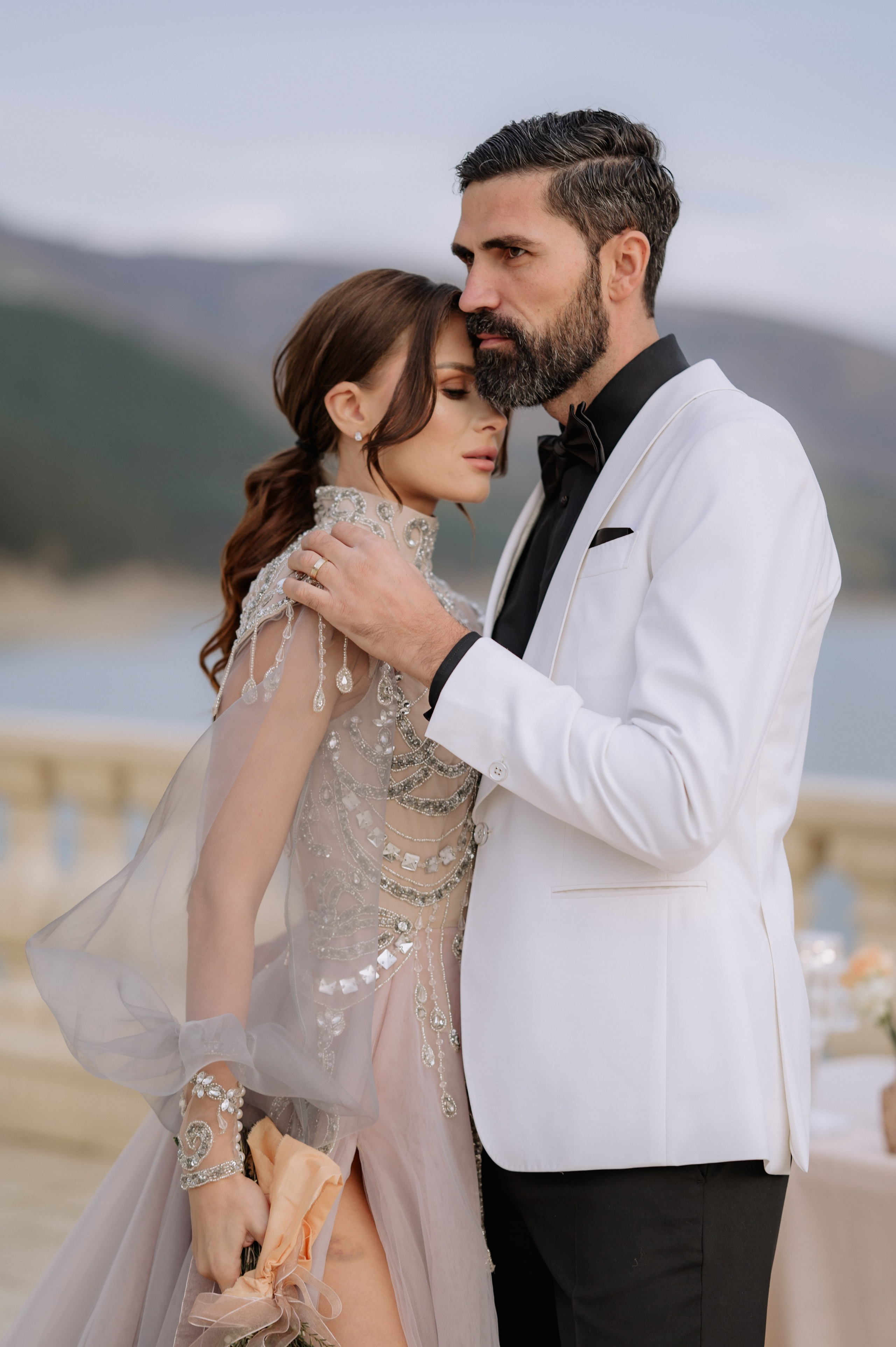 Sedinta foto nunta la Gradinile Romane , Neamt. Proud Vision Weddings | Wedding Photography & Film — Servicii profesionale Foto Video Nunta Iasi