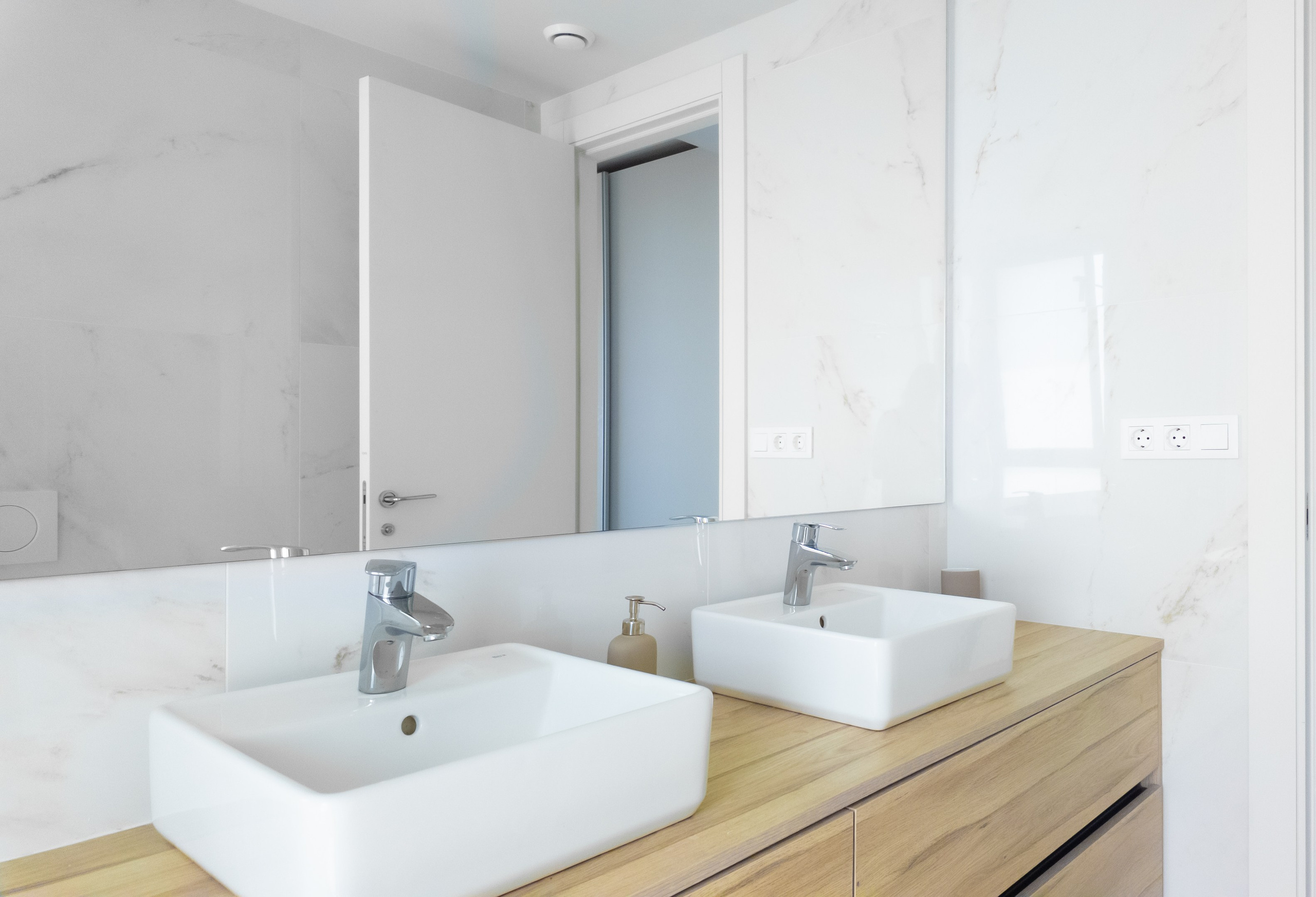 Benidorm. Baby Beast