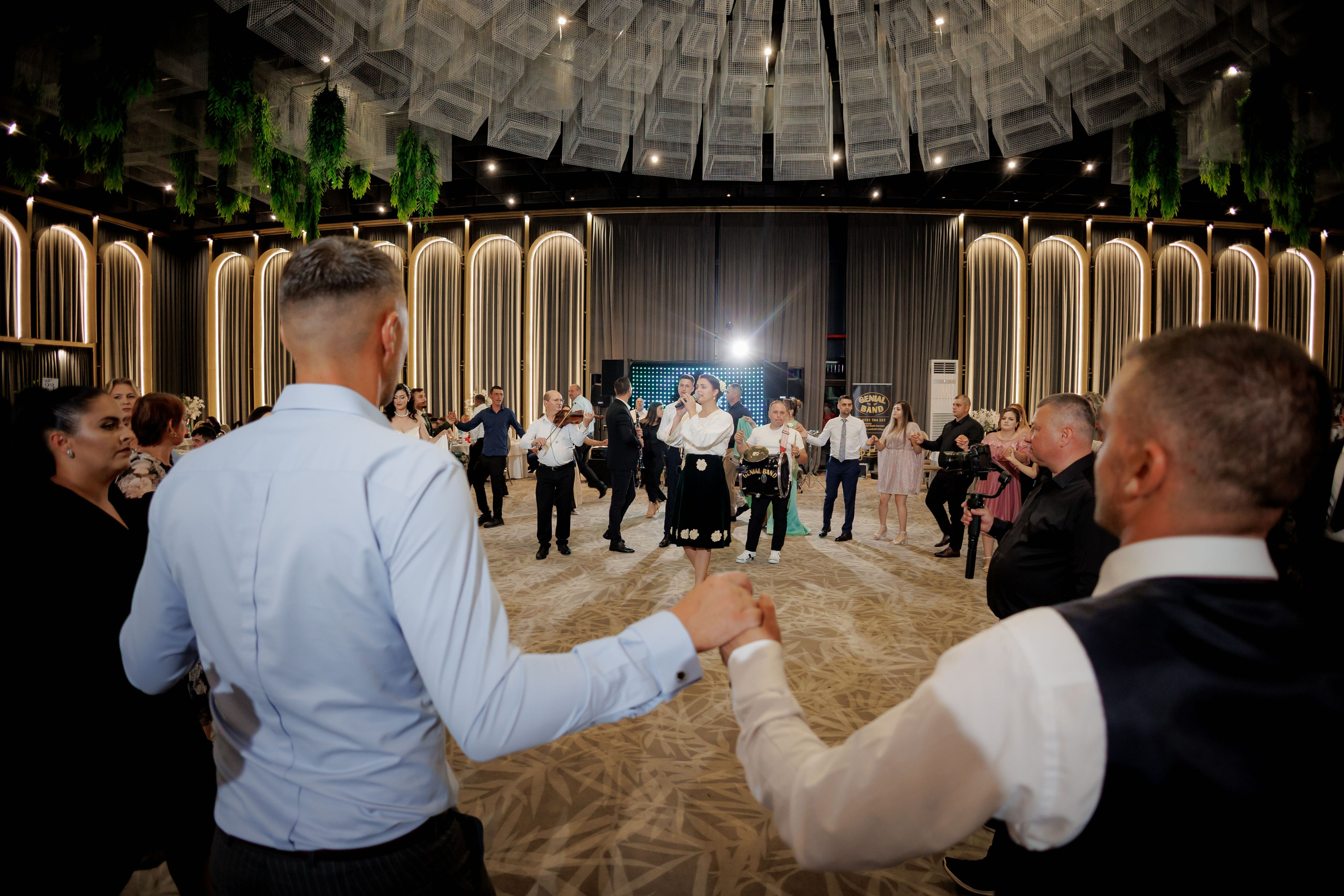 Nunta Nicoleta & Răzvan | Fotografie & Videografie Profesională. Servicii foto-video profesionale, pentru momente de neuitat