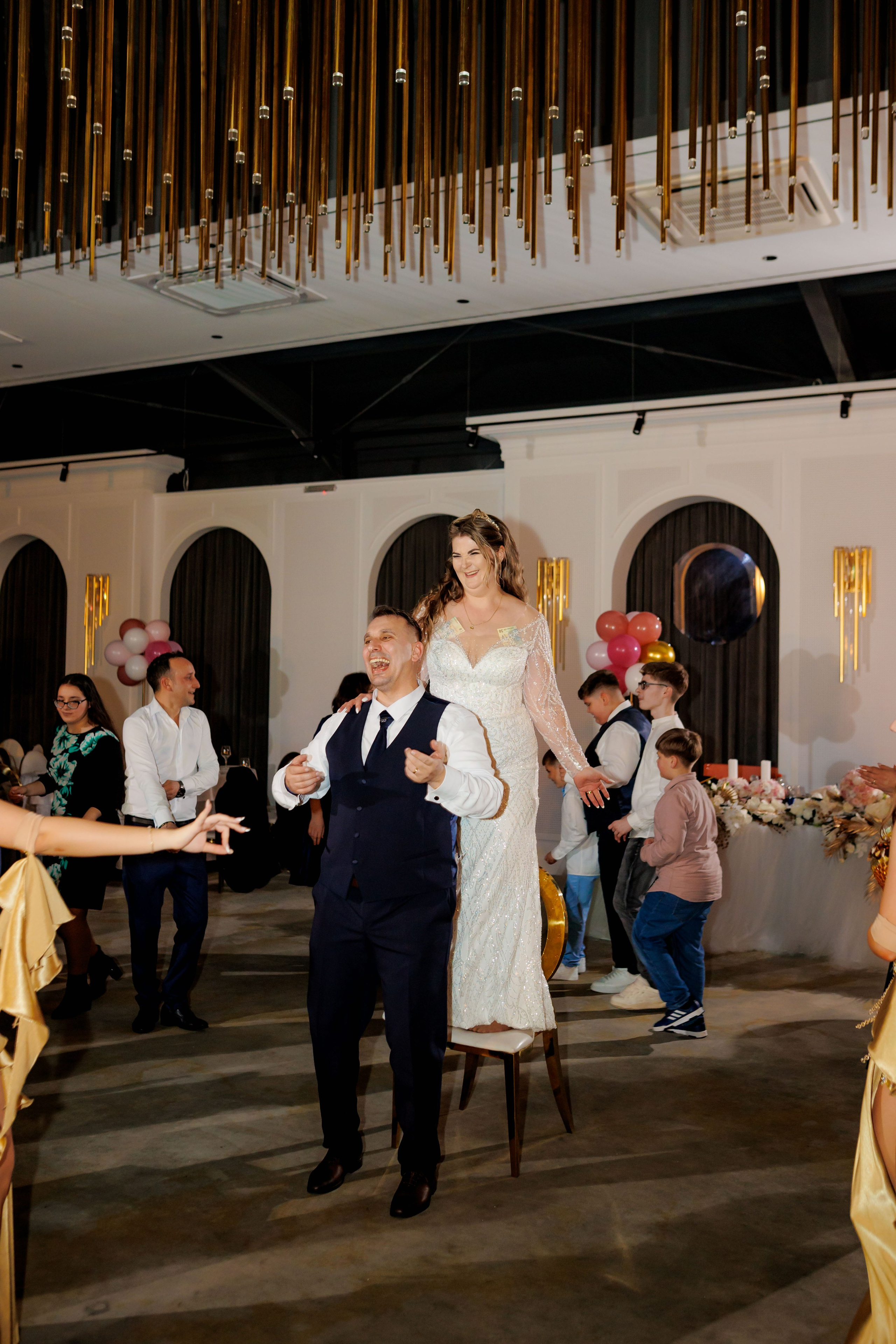 Povestea voastră, regizată de noi |Cristi Turculet Videograf Nuntă Suceava | wedding highlight. Servicii foto-video profesionale, pentru momente de neuitat