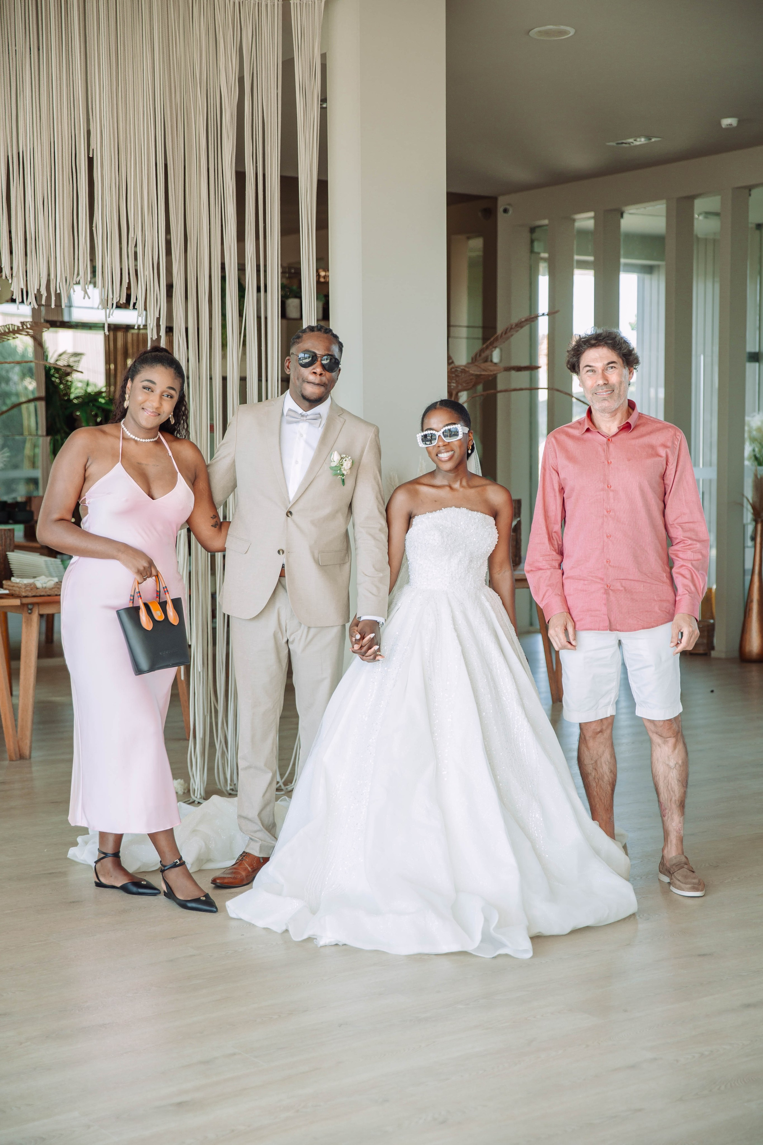 Kuselia & Kaleb. Fazemos o seu casamento ser lembrado por gerações