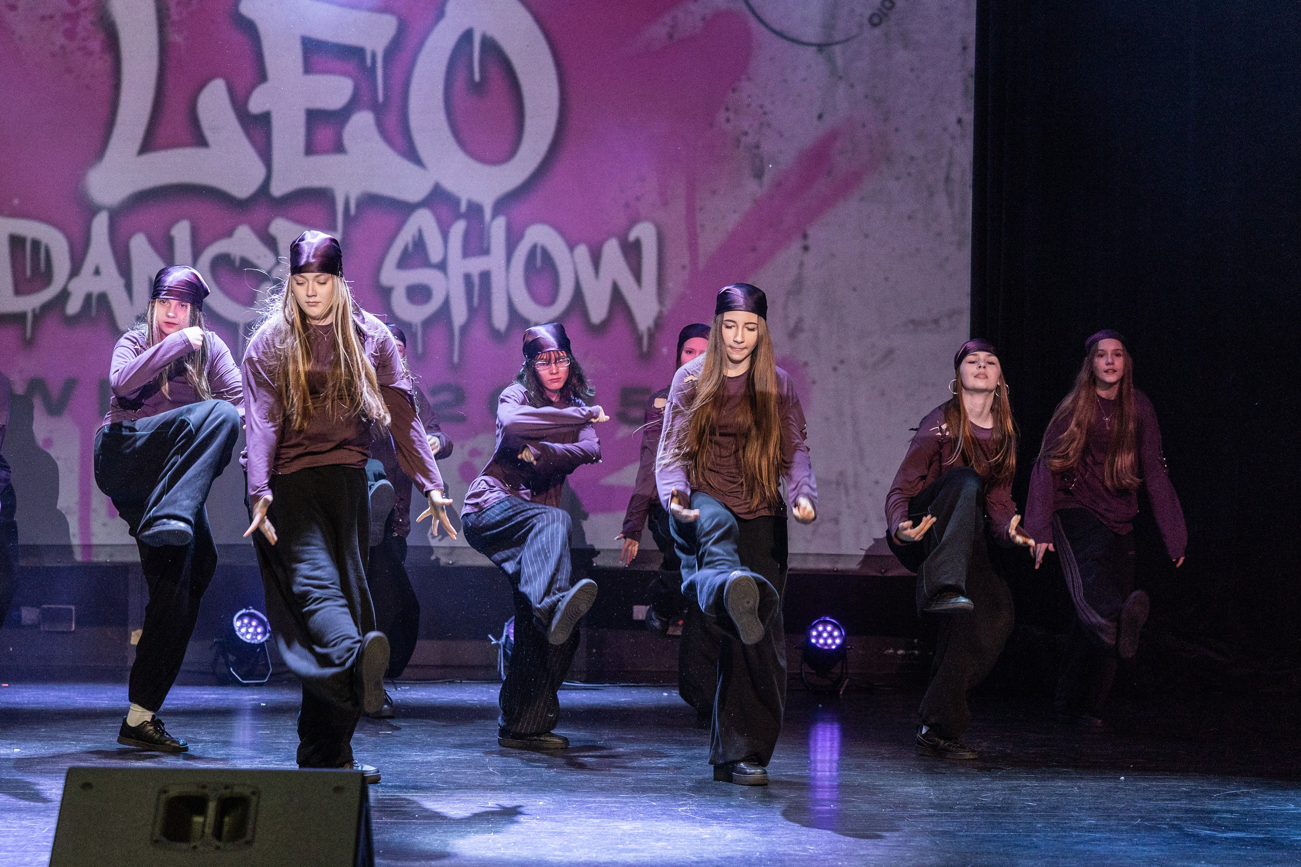 LEO DANCE SHOW WINTER 2025. Семейный и детский фотограф в Варшаве Мила Бобровская