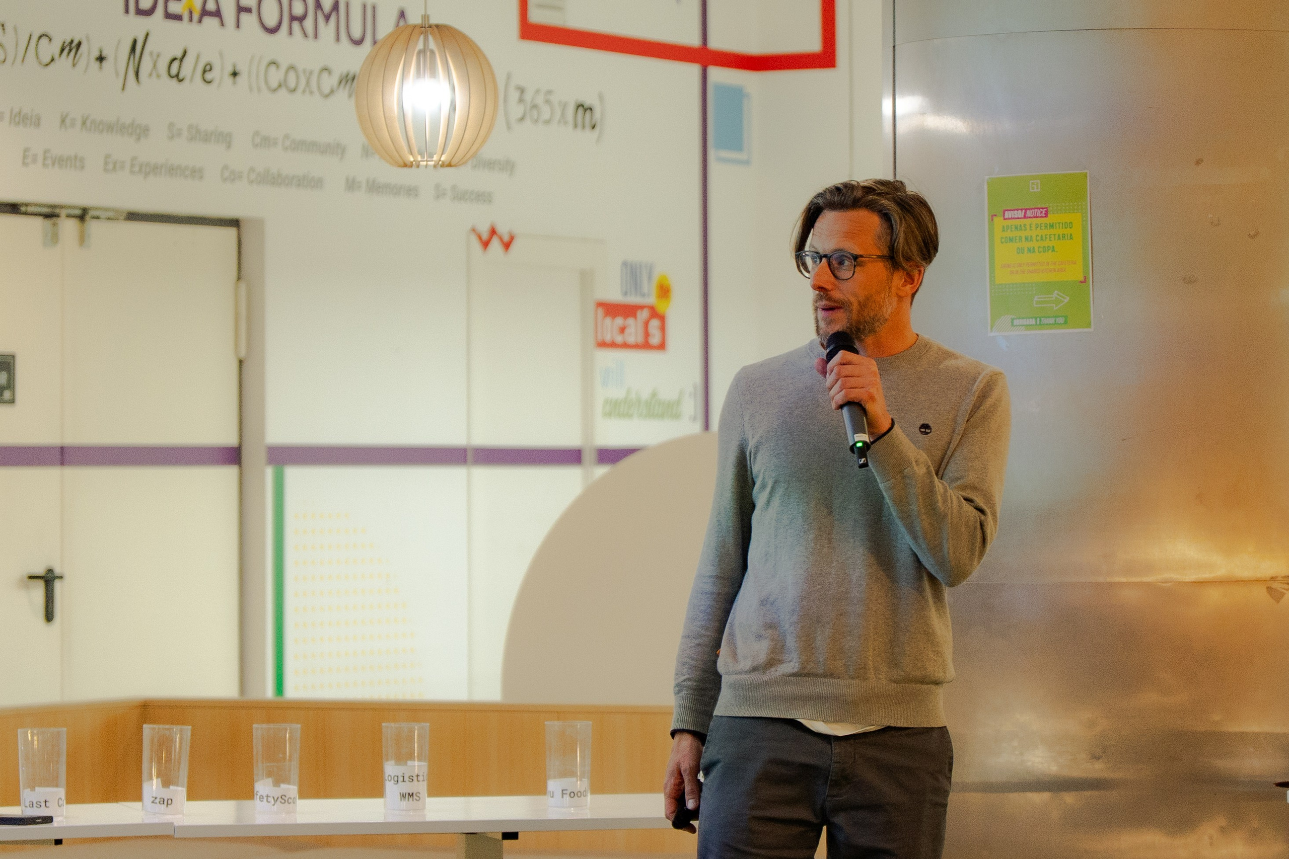 Idea Space: Pitch Day. Lisbon Event Photographer