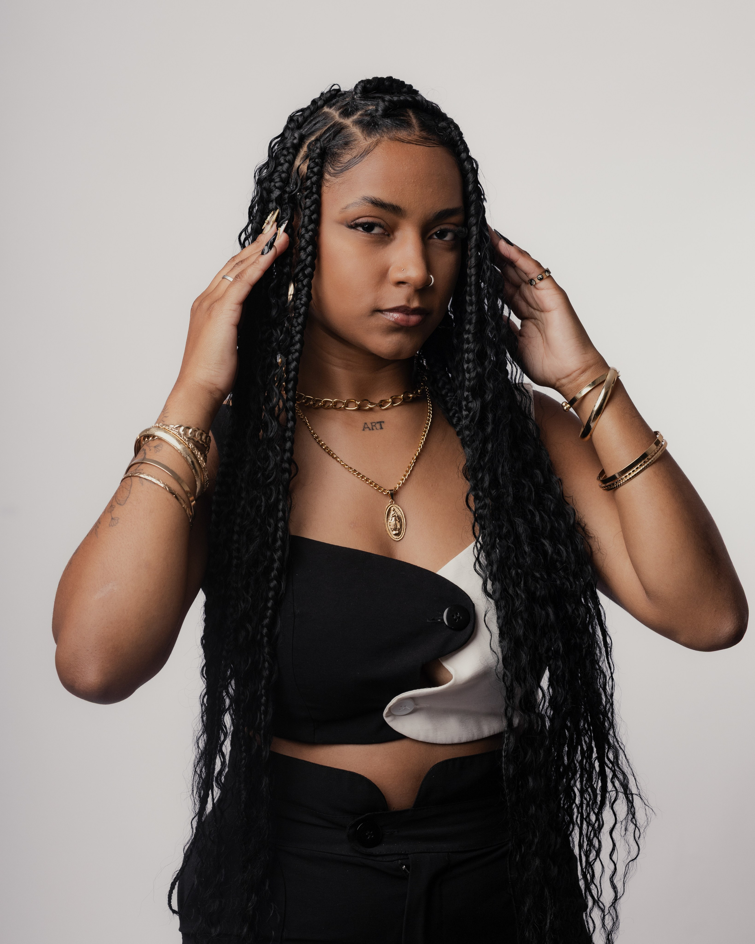 2025 | Deysilene — Posicionamento — Estudio. Denis Damasceno | Fotografia