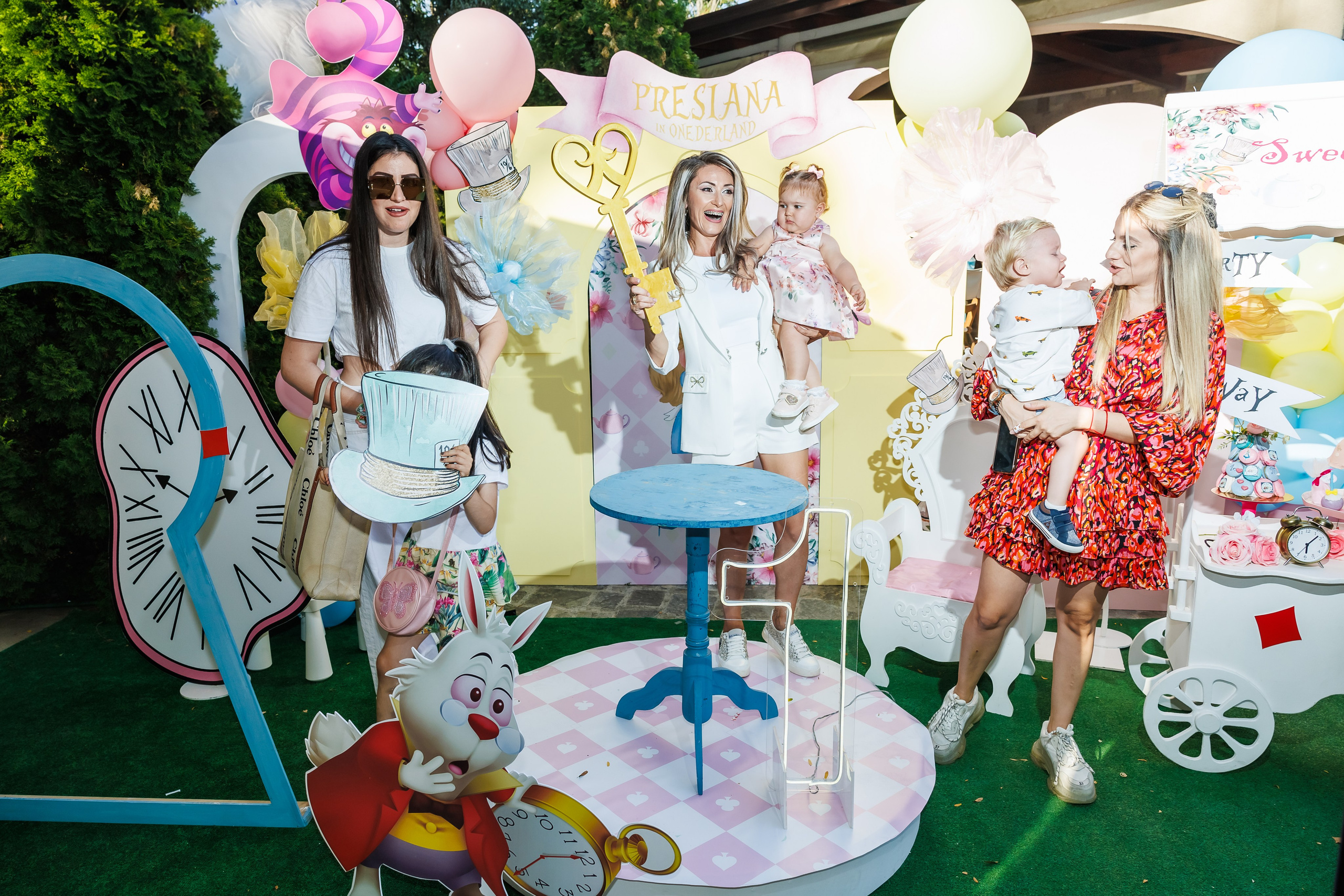 Честит 1 Рожден Ден. Фотограф Ирина Йотова