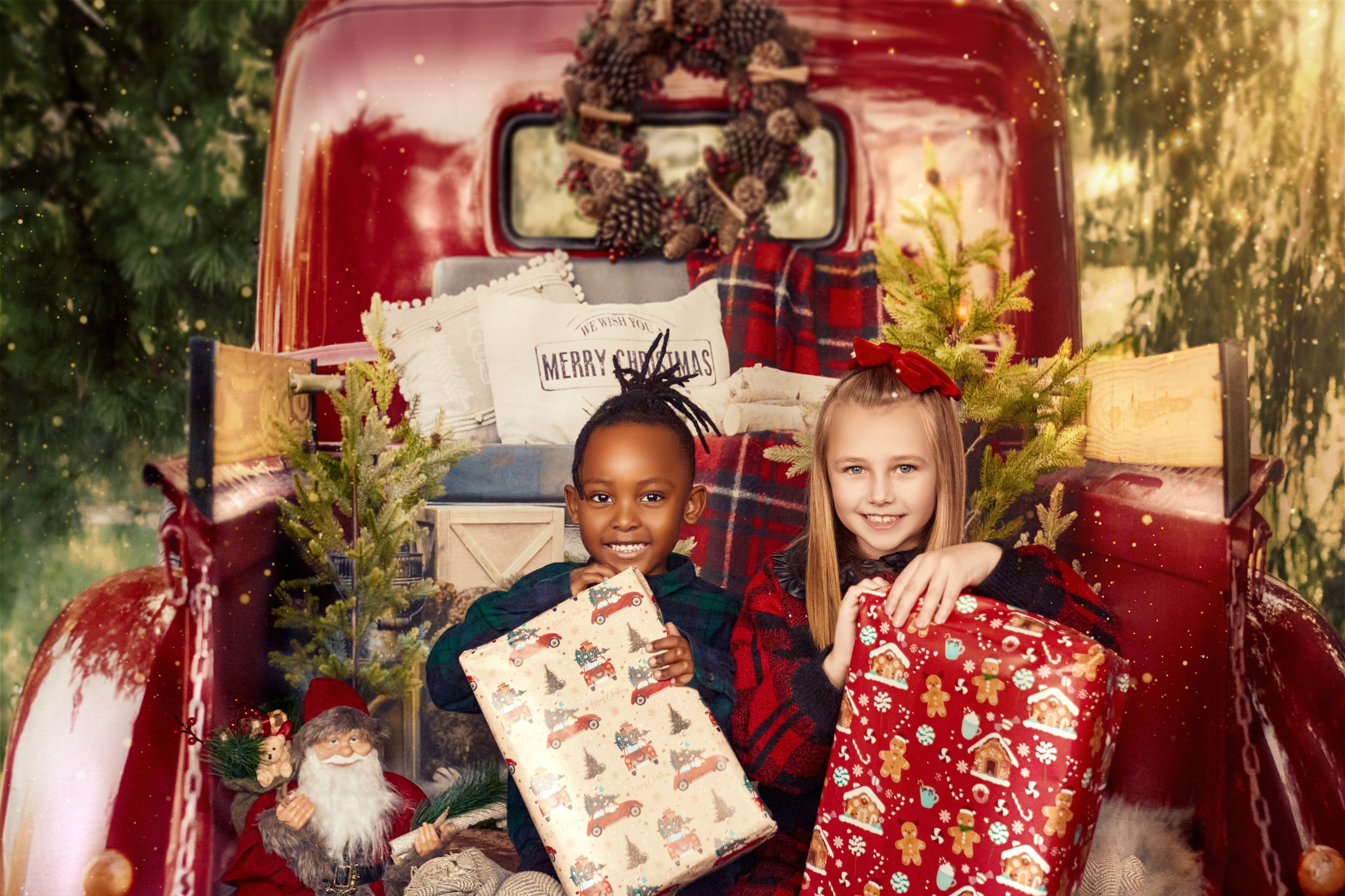 Christmas. Lu’jain’s Studio| Female Wedding, Maternity & Lifestyle Photographer London, UK