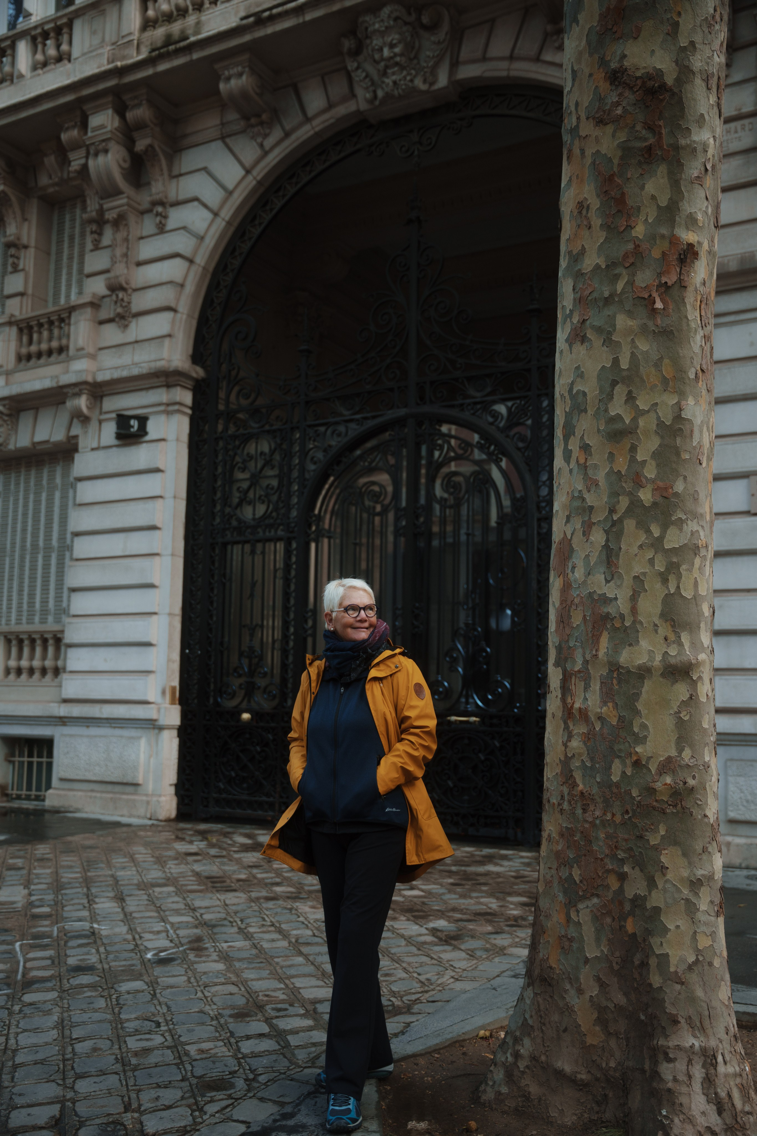 Sisters Photoshoot in Paris