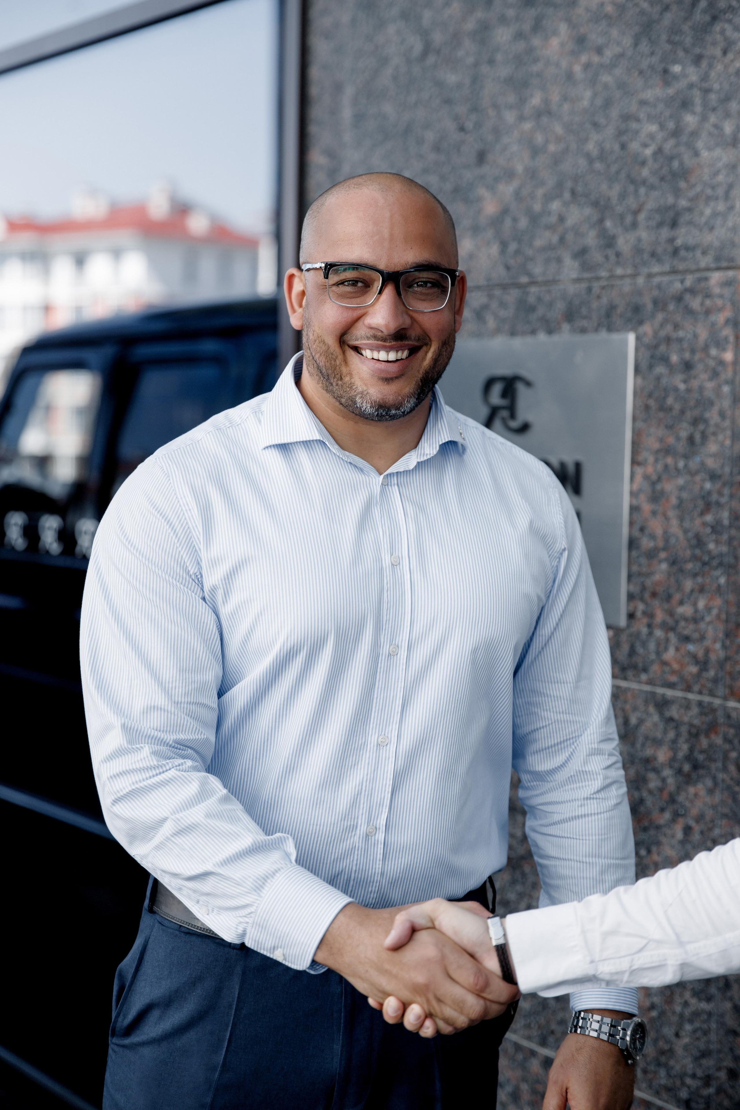 Portraits for business. Wedding and family photographer Alex Glushakov