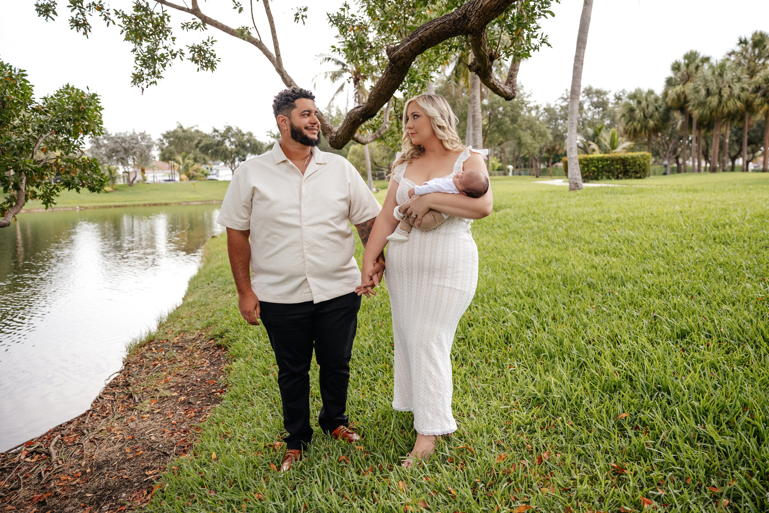 Newborn. Photographer in Miami, Family photographer, Event, Wedding