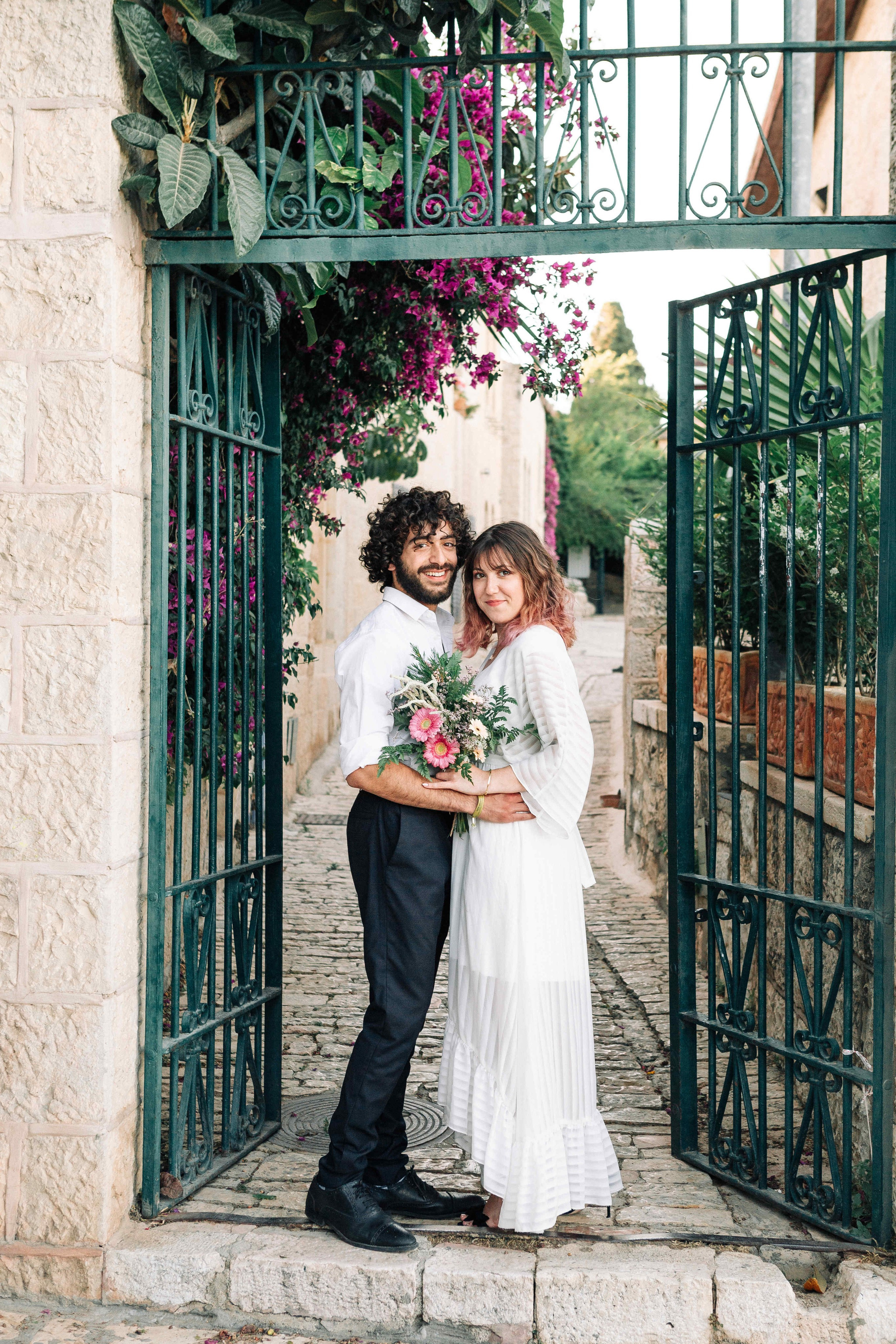 WINE AND LOVERS. PHOTOGRAPHER IN ISRAEL